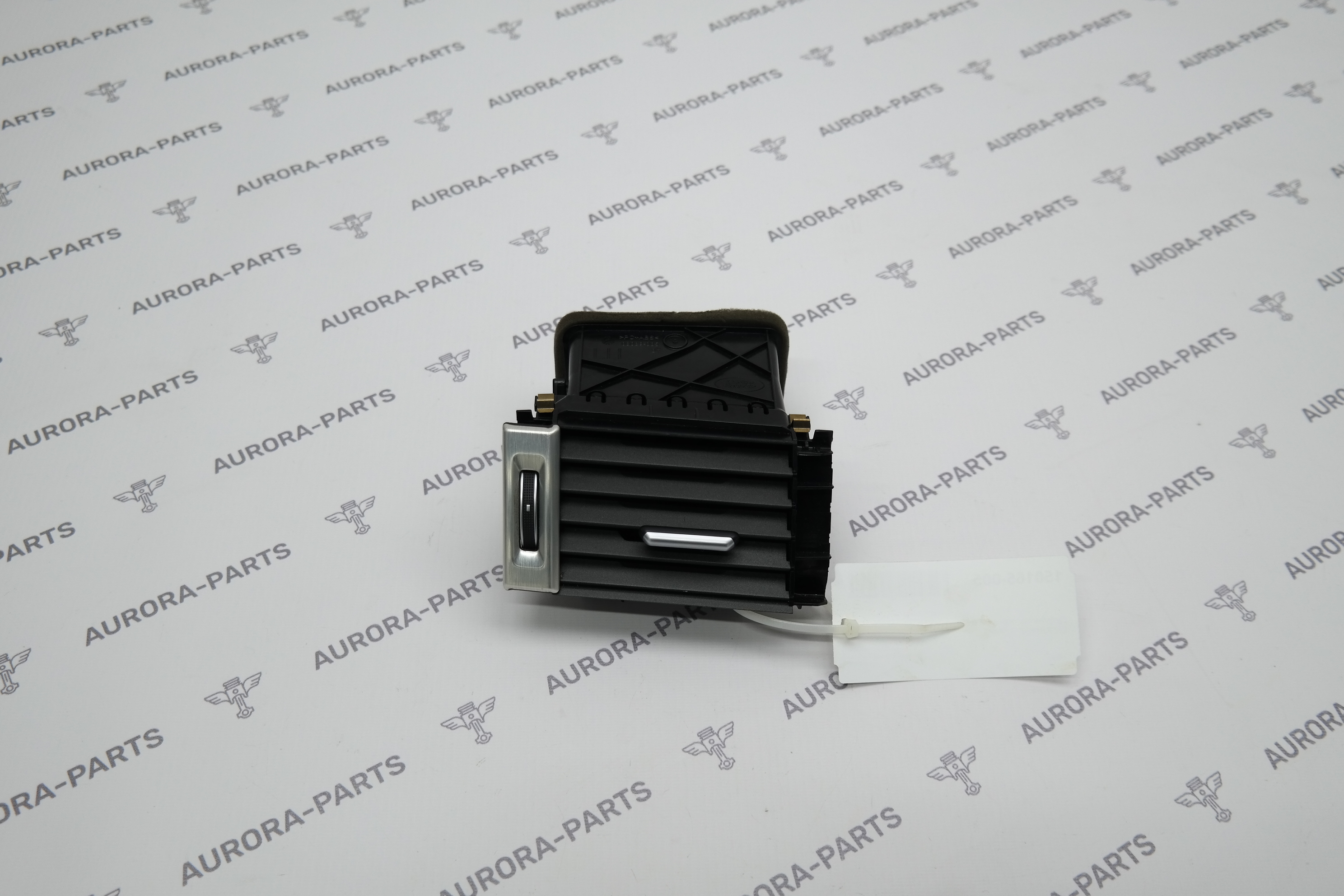 Дефлектор торпеды воздушный LH Land Rover Range Rover Evoque