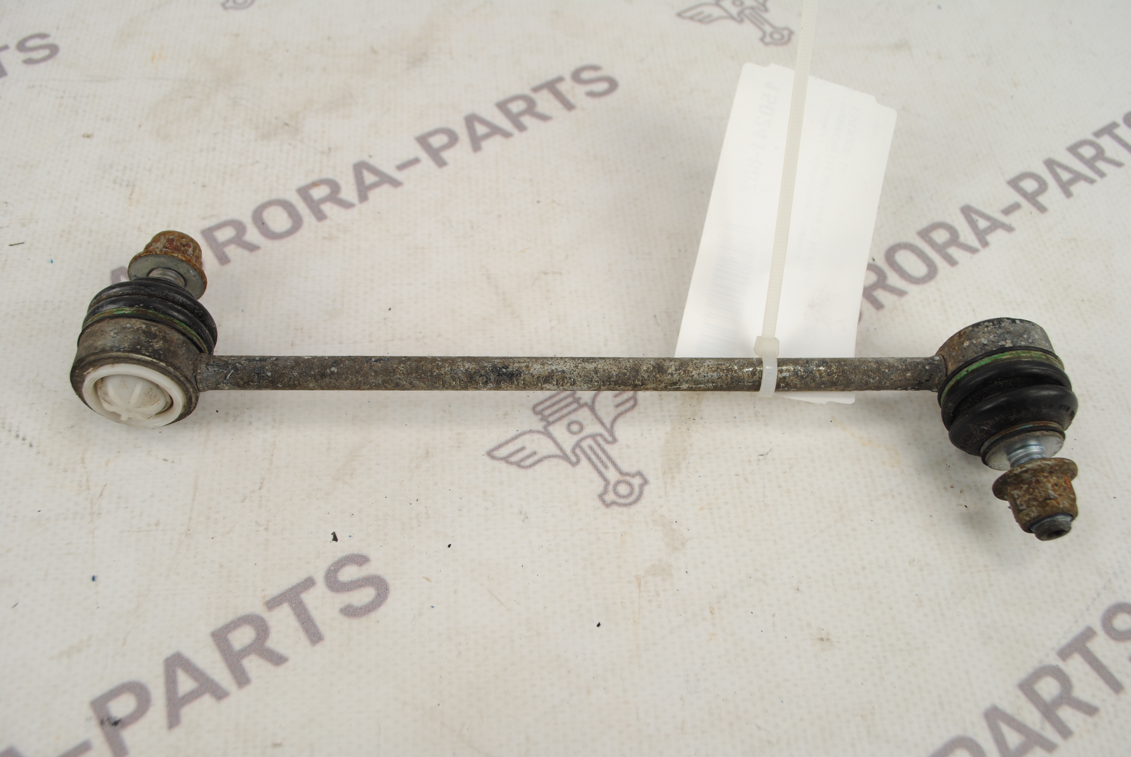 Стойка стабилизатора задней подвески LH=RH Land Rover Range Rover Evoque