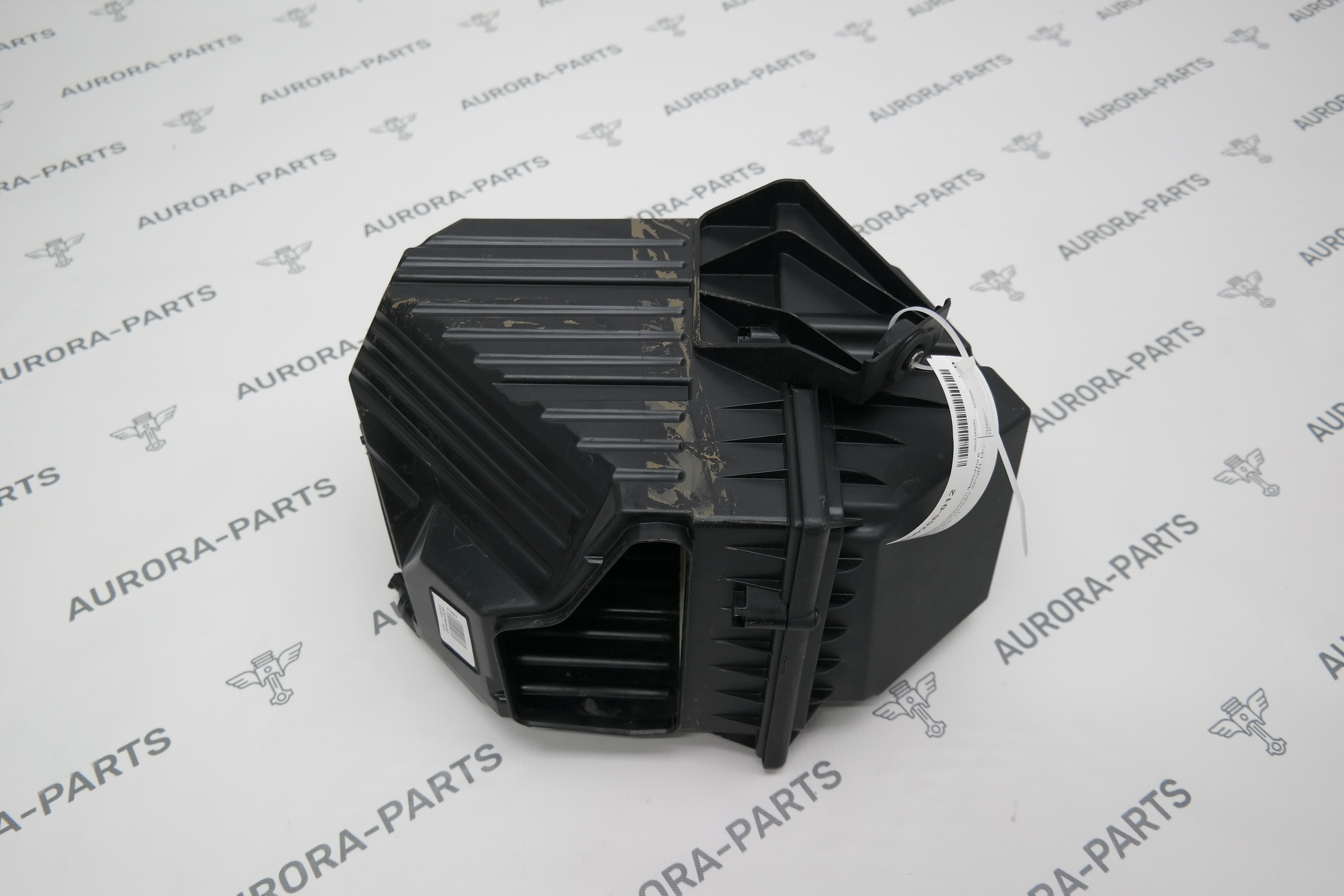 Корпус воздушного фильтра в сборе Land Rover Discovery Sport