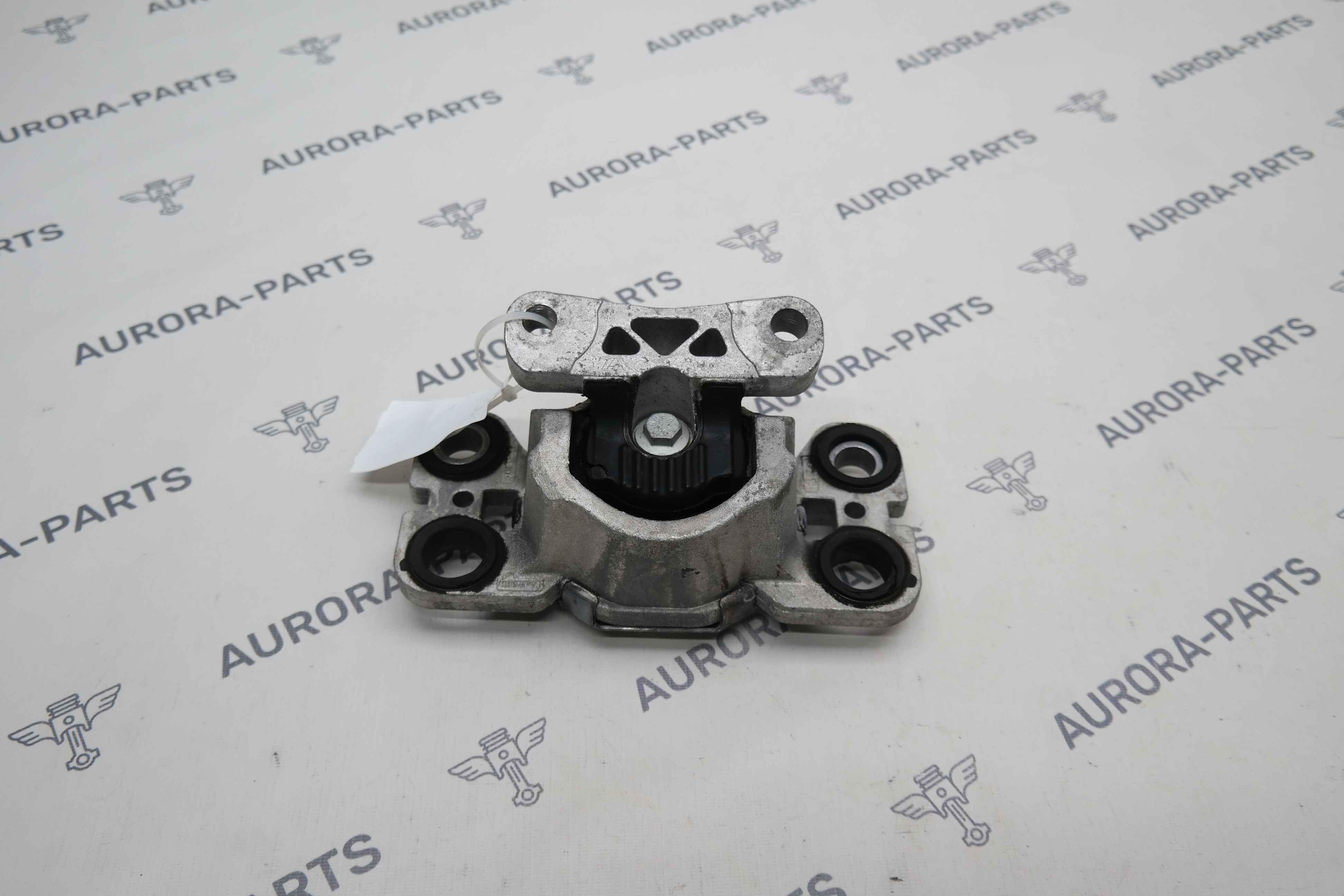 Опора, подушка КПП Land Rover Discovery Sport