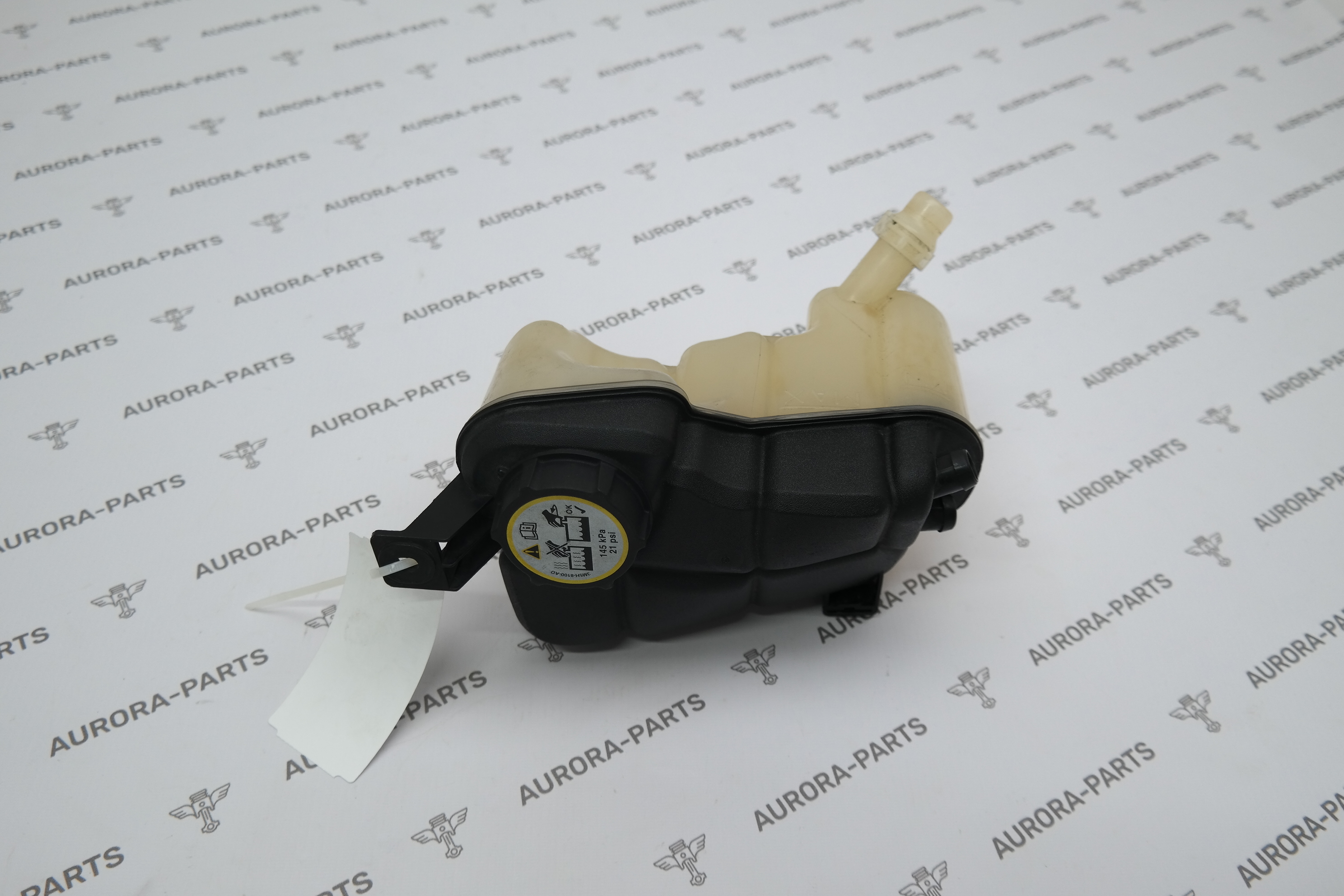 Бачок расширительный системы охлаждения Land Rover Discovery Sport