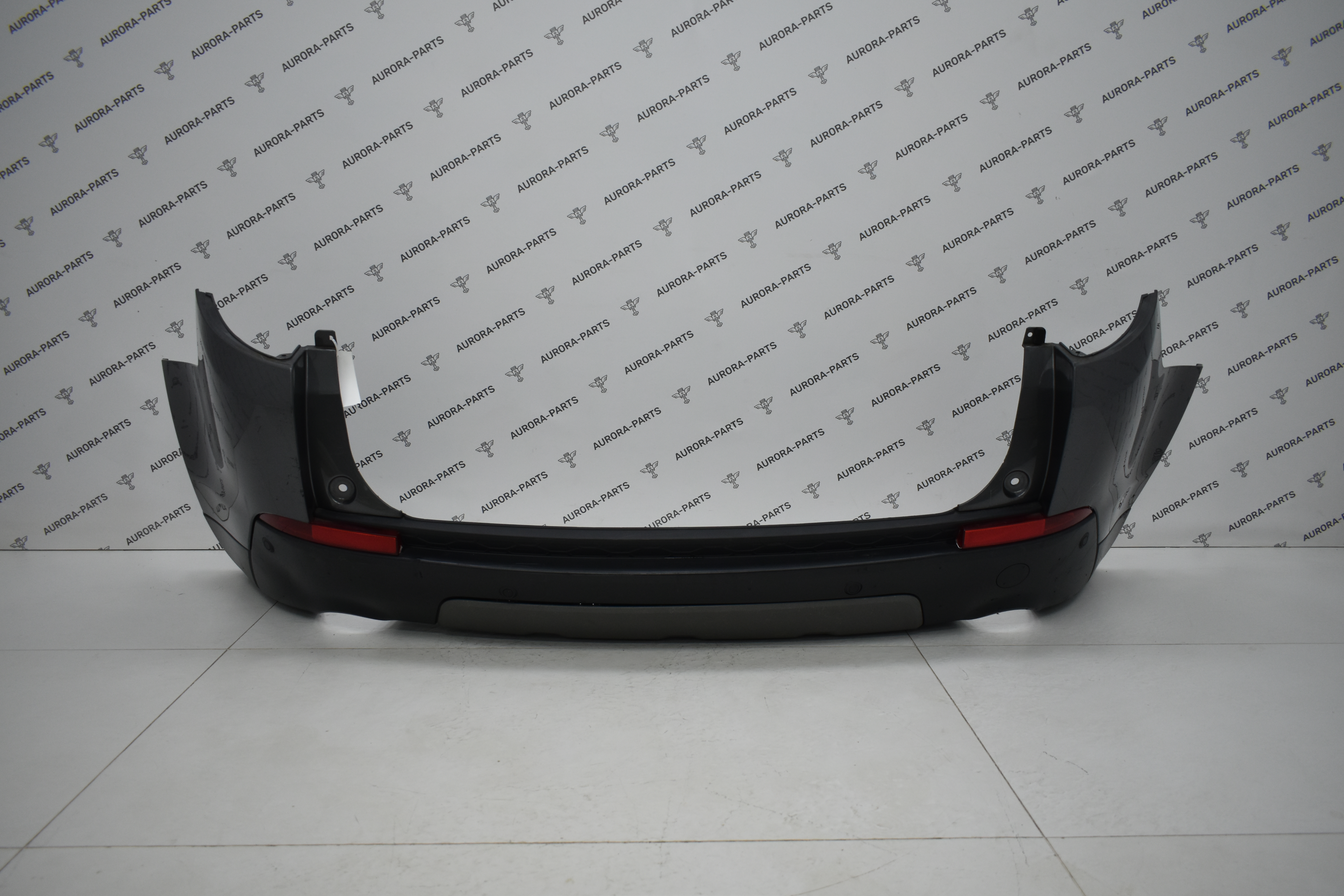 Бампер задний в сборе Land Rover Discovery Sport