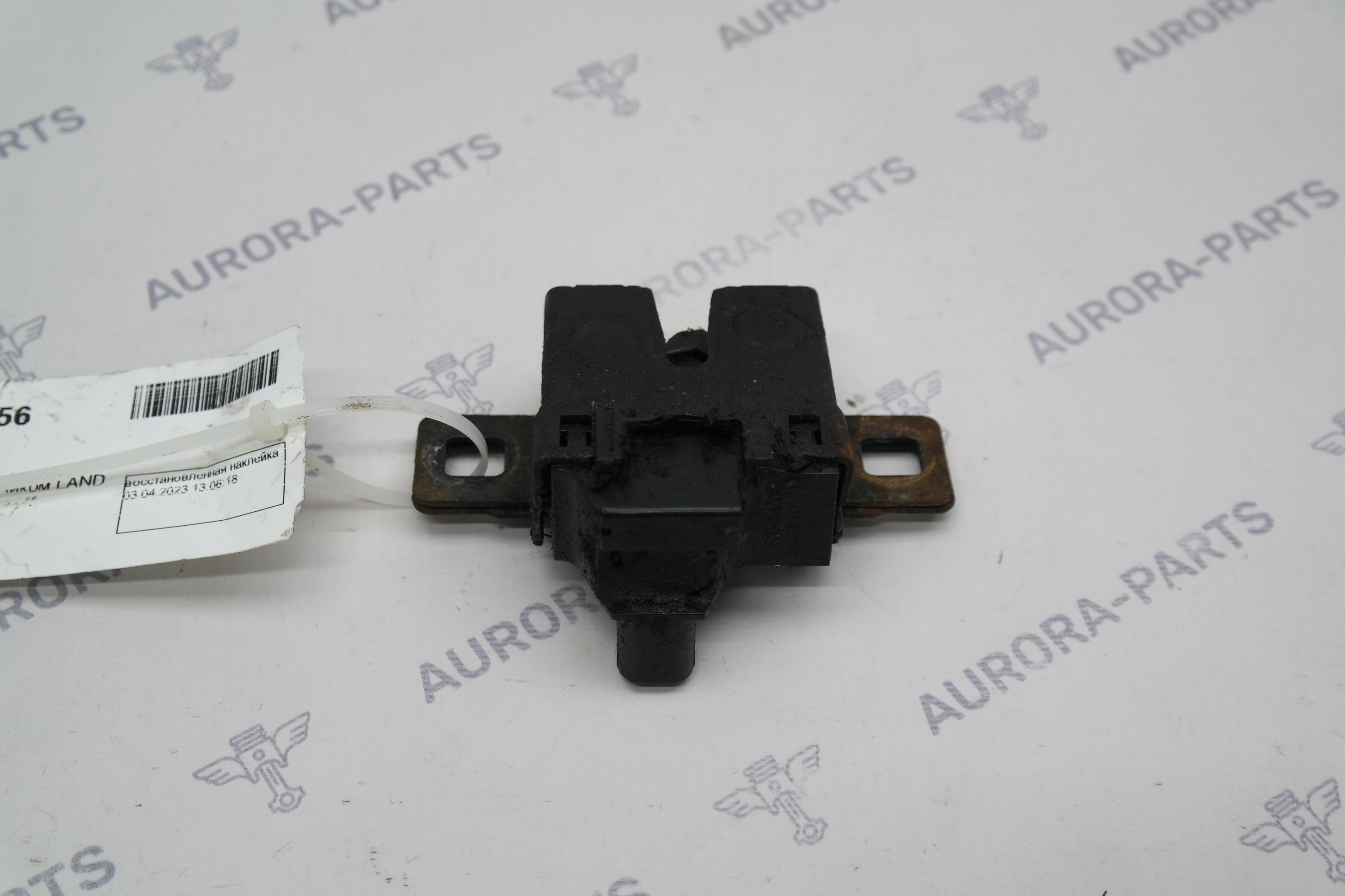 Замок капота с датчиком Land Rover Discovery