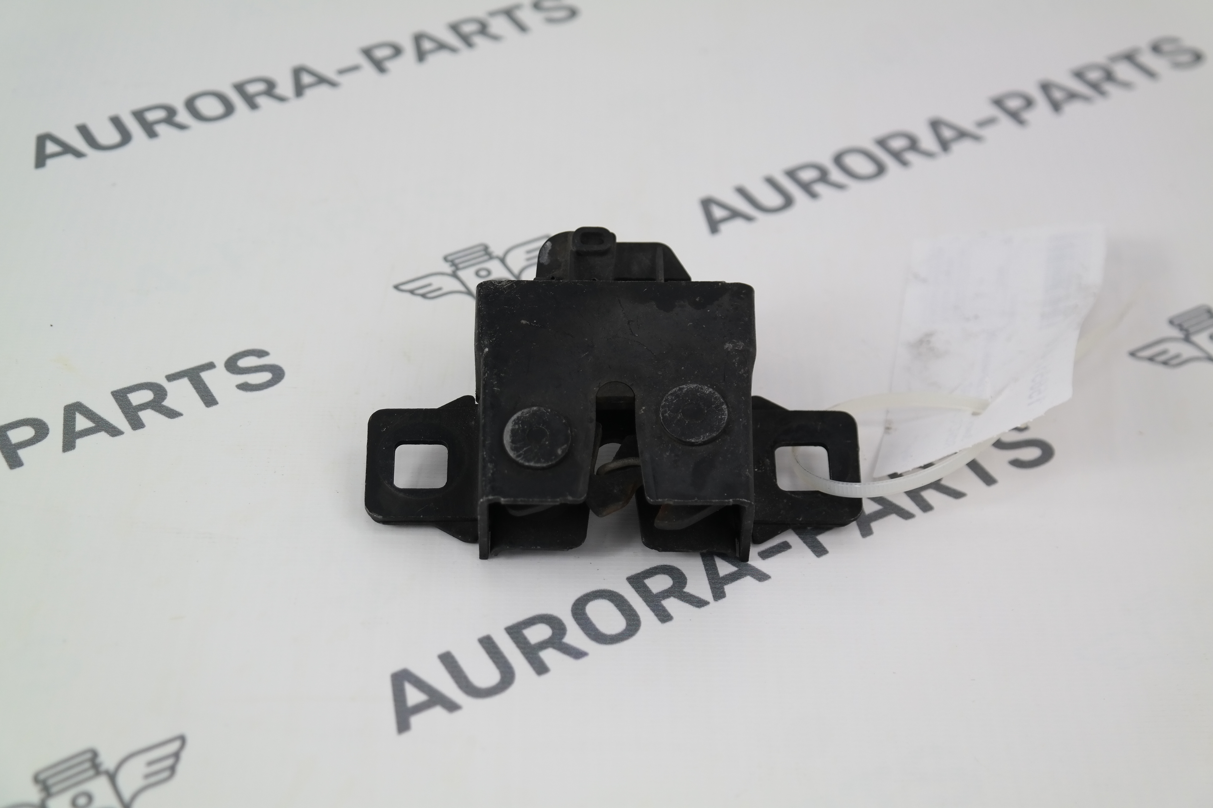 Замок капота с датчиком Land Rover Discovery