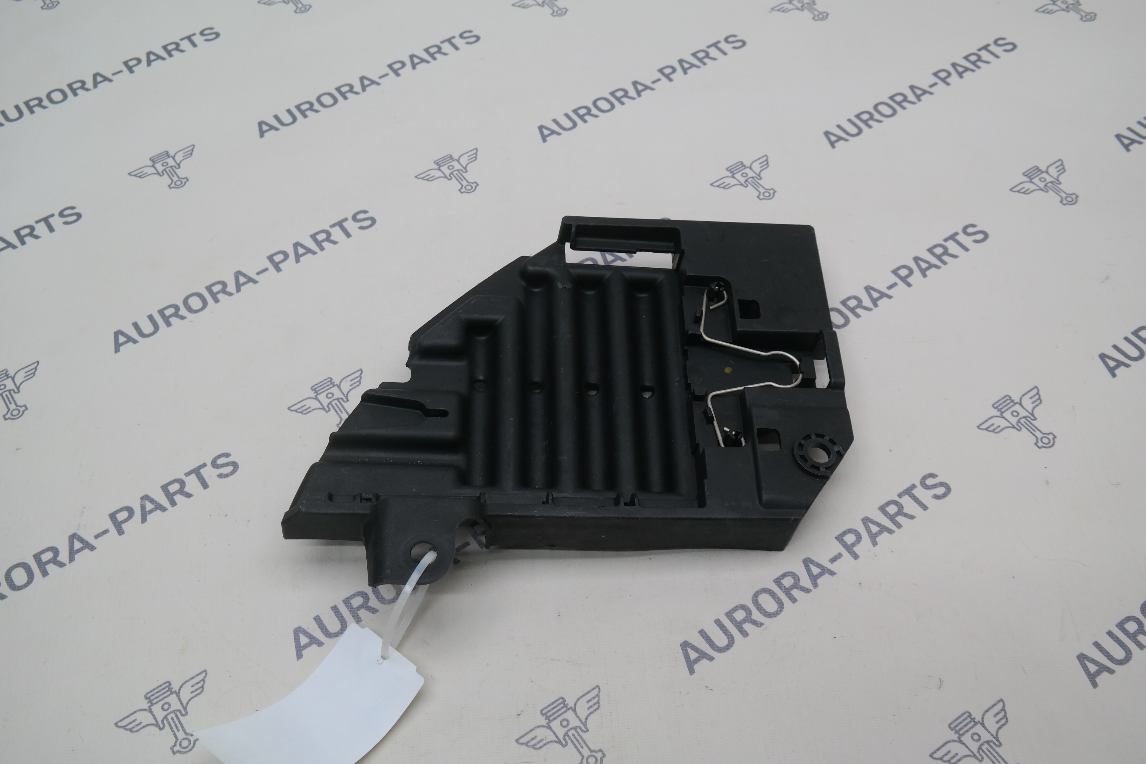 Кронштейн крепления фары RH Land Rover Discovery Sport