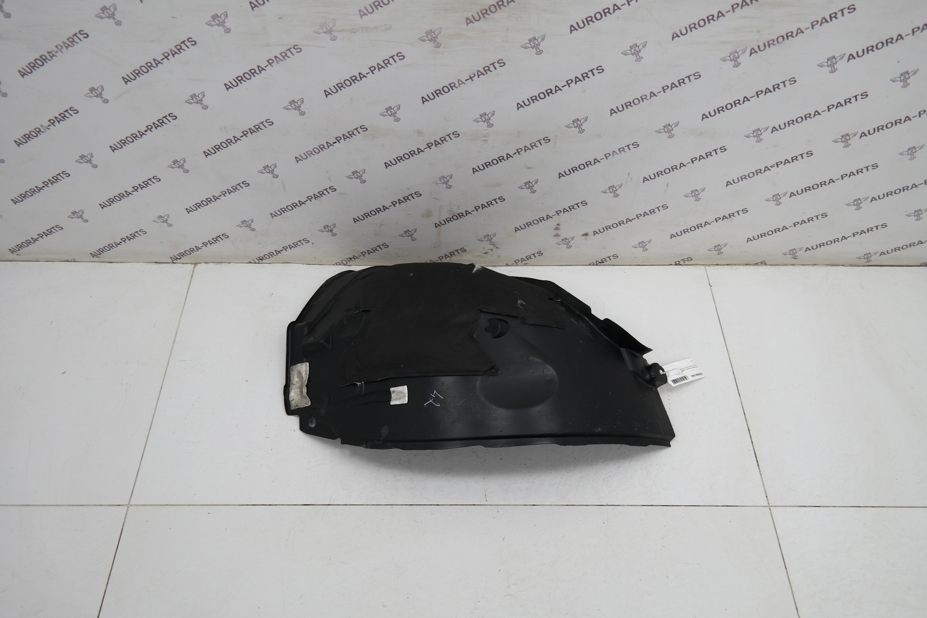 Подкрылок передний, задняя часть RH Land Rover Discovery Sport