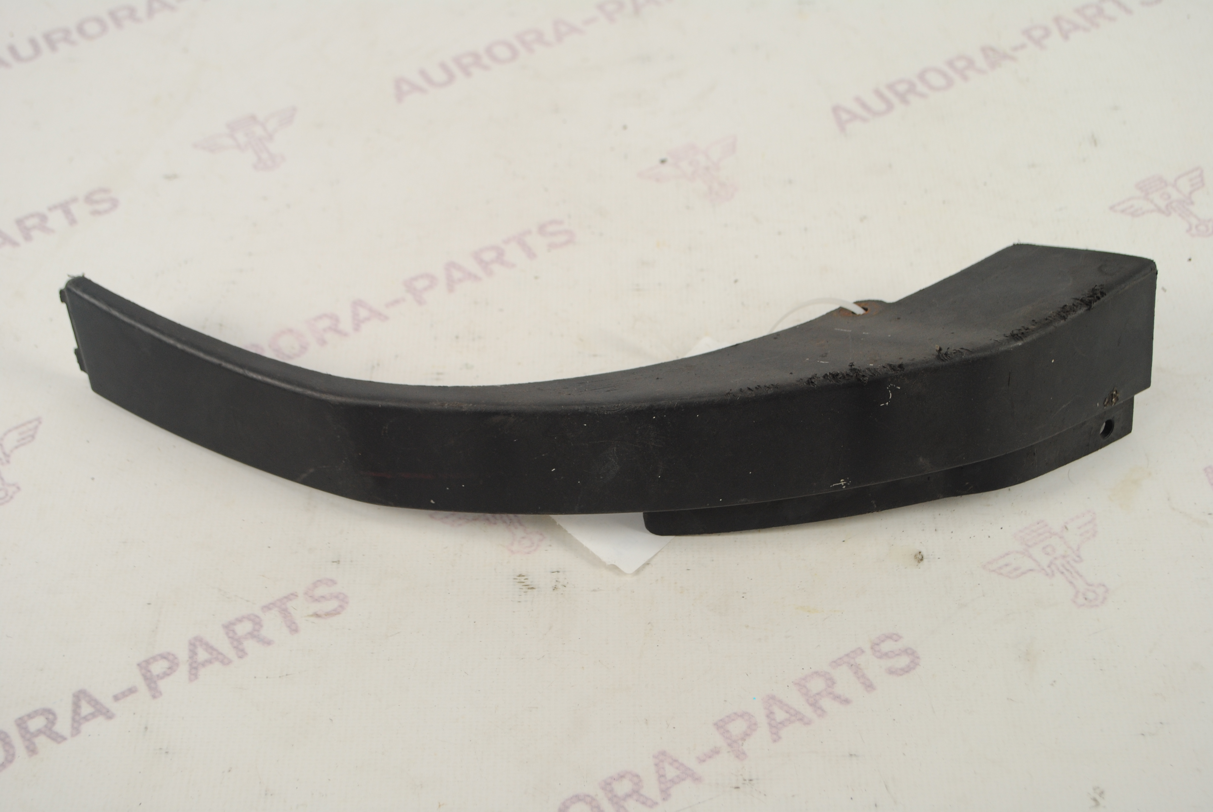 Молдинг заднего бампера RH Land Rover Range Rover Evoque