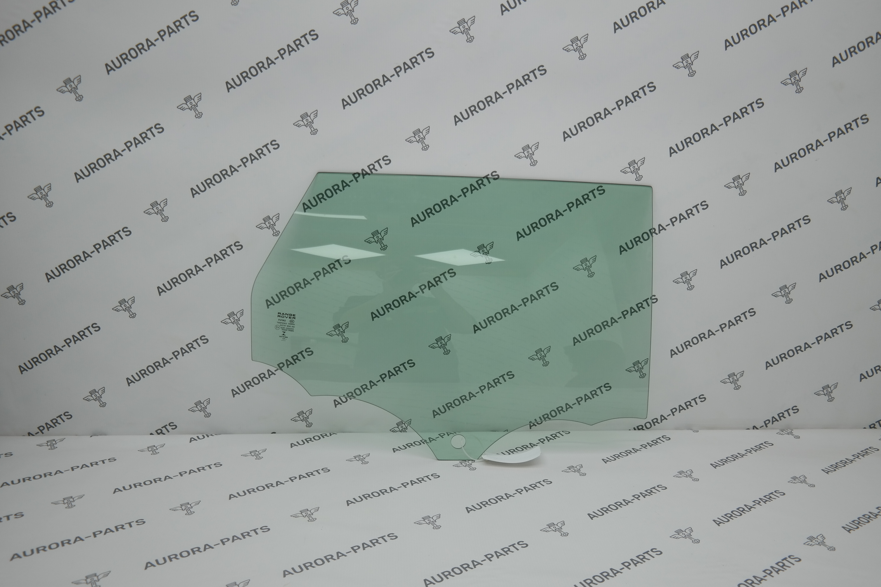 Стекло задней двери RH Land Rover Range Rover Evoque