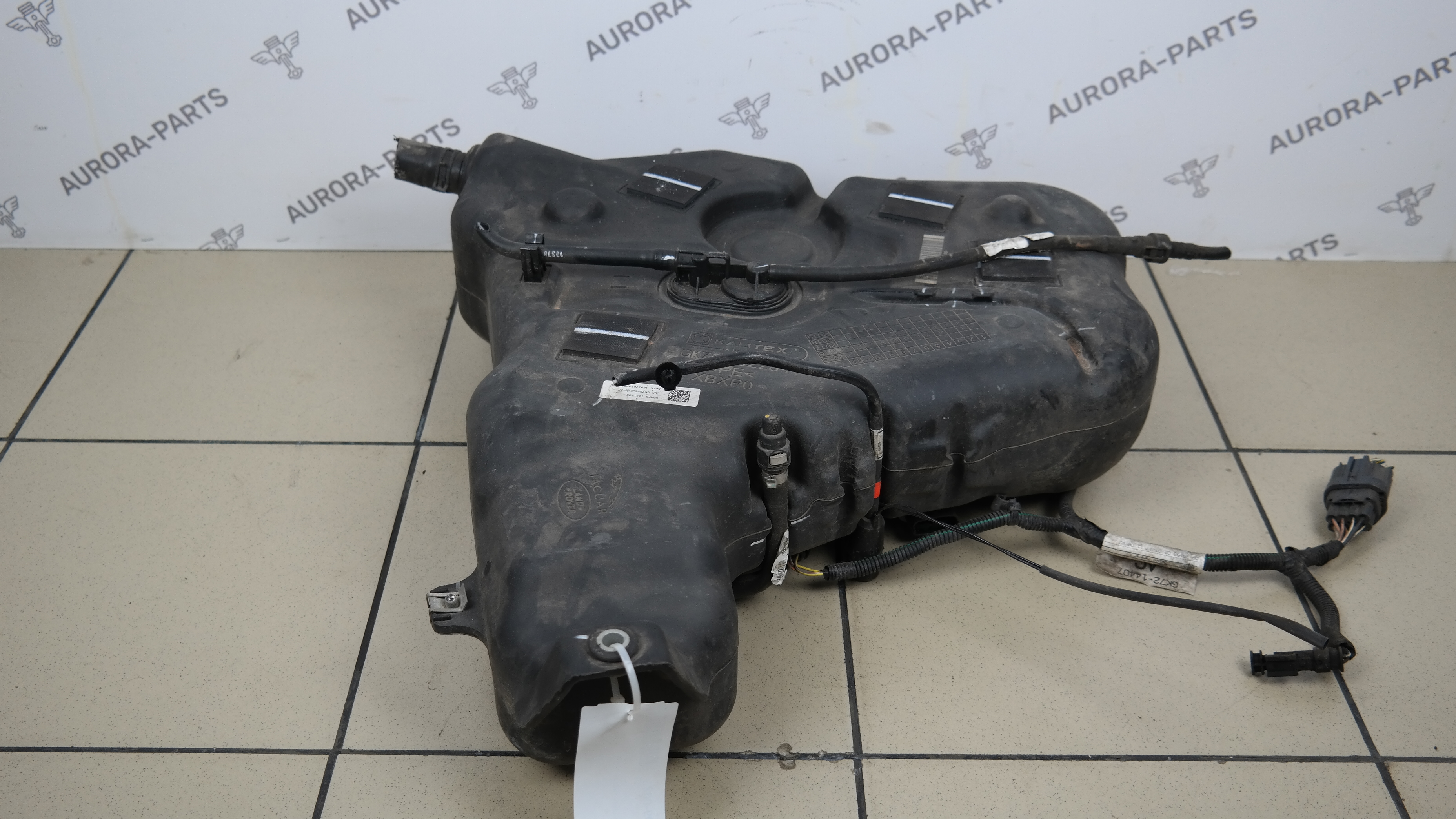 Бак для AdBlue в сборе Land Rover Discovery Sport