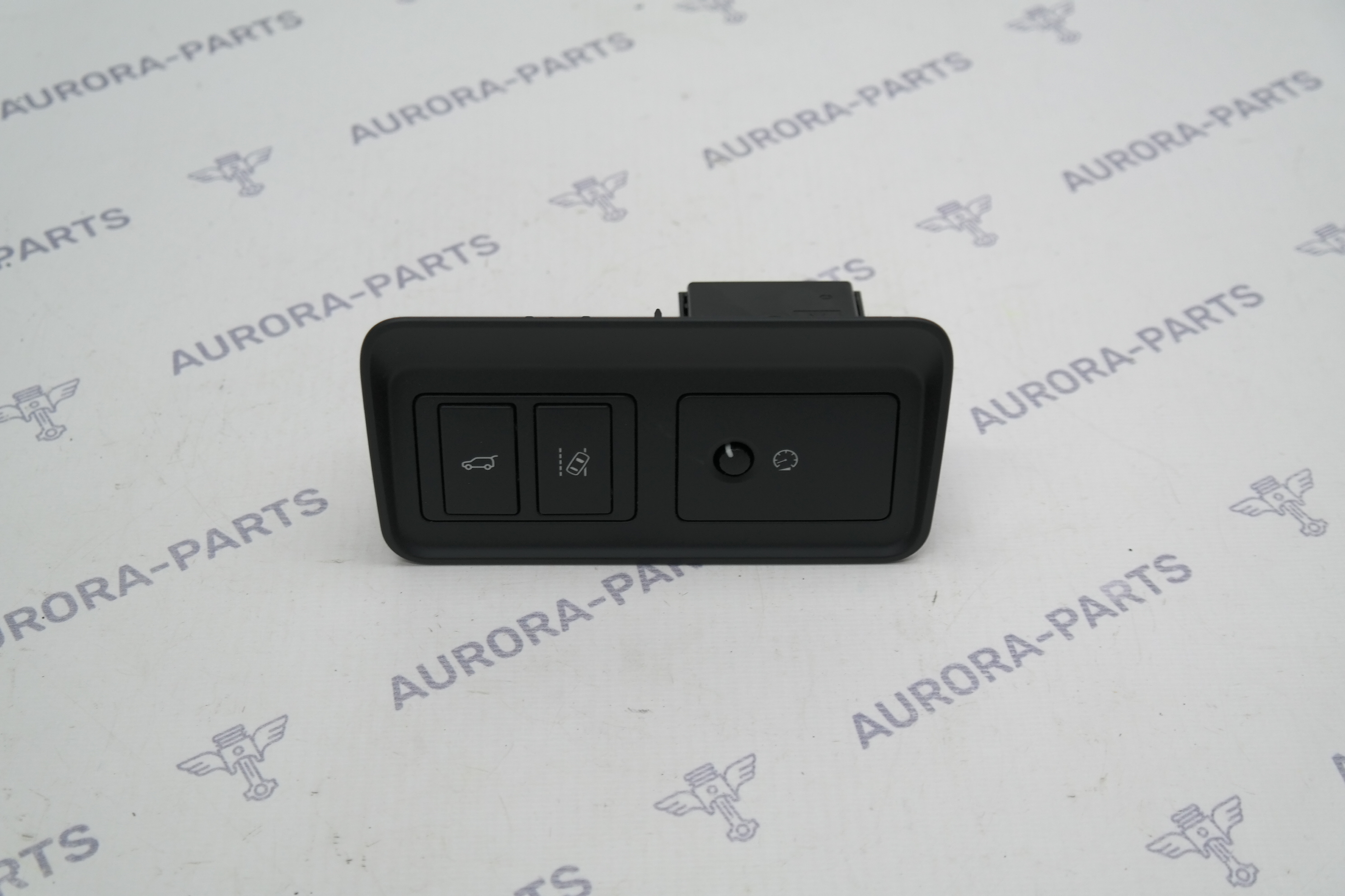 Кнопка открывания багажника Land Rover Discovery Sport