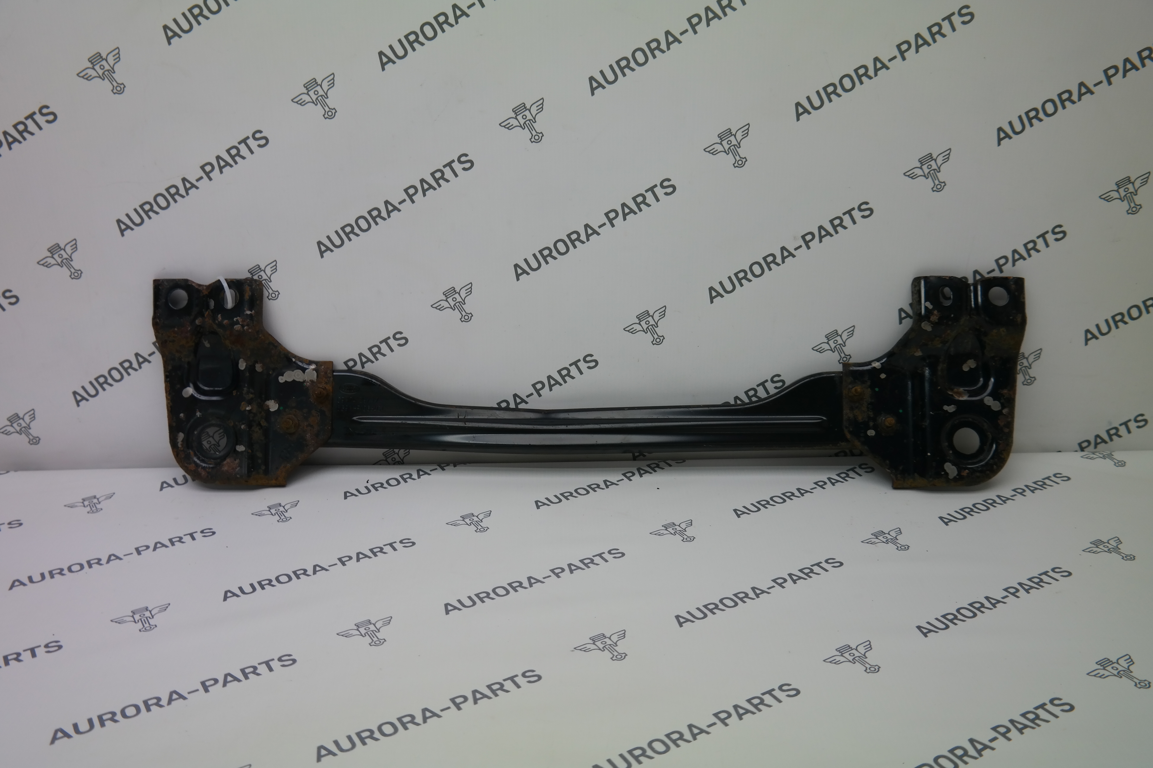 Опорная рама передней подвески Land Rover Discovery Sport