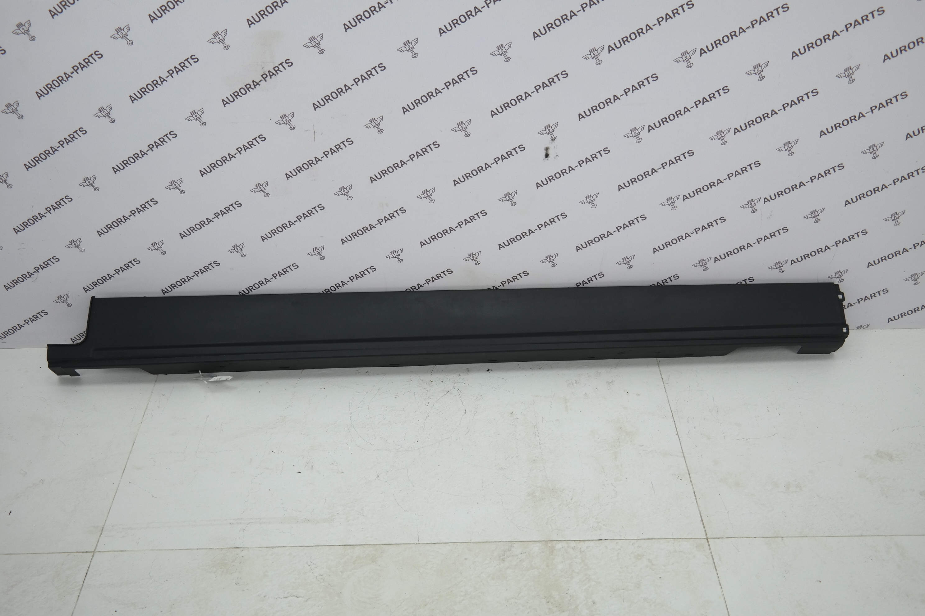 Молдинг порога наружный LH Land Rover Range Rover Sport