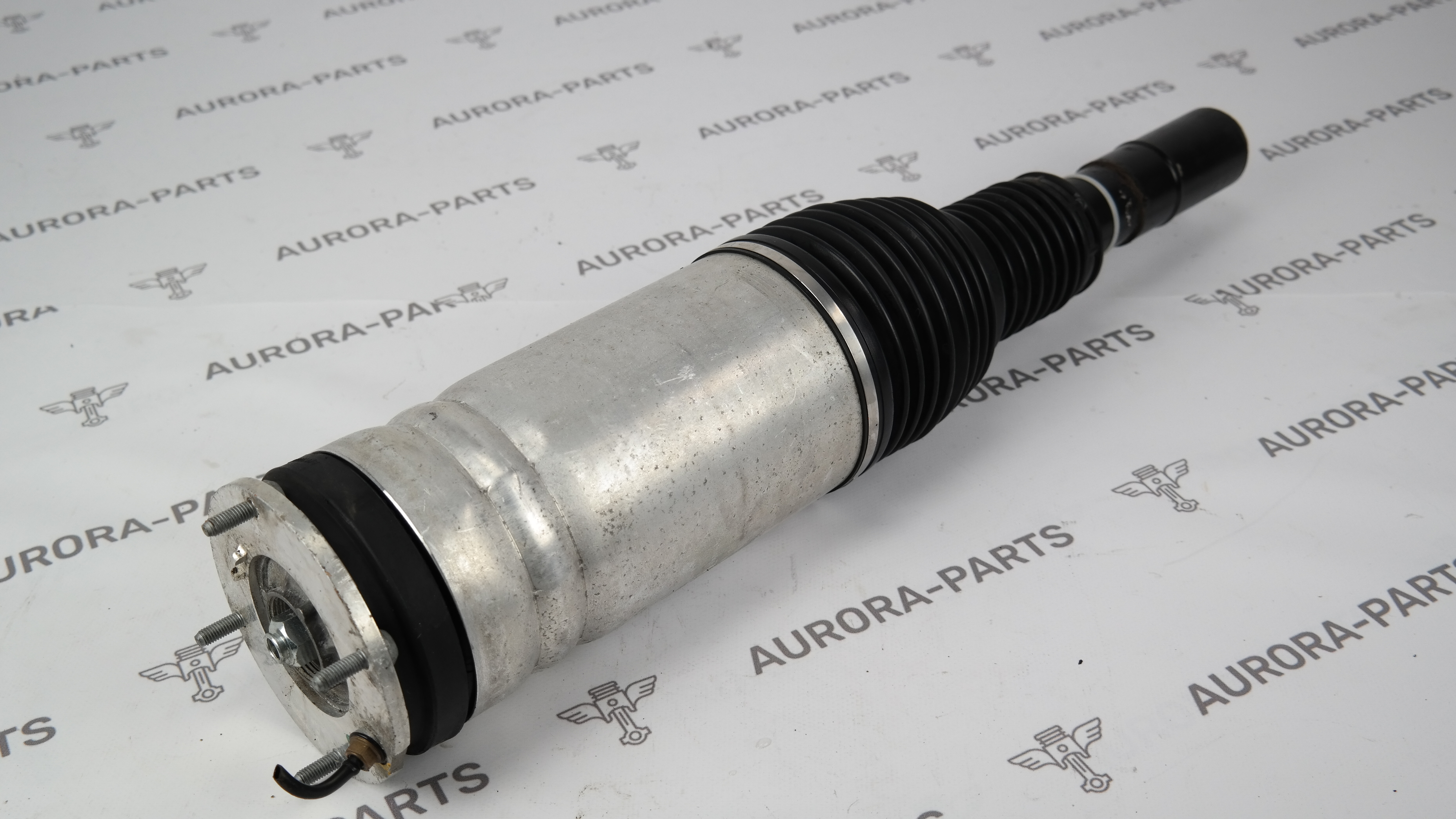 Пневмоамортизатор передний подвески RH Land Rover Range Rover Sport