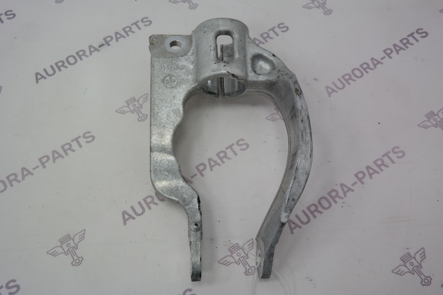 Кронштейн, вилка пневмоамортизатора передней подвески RH Land Rover Range Rover Sport