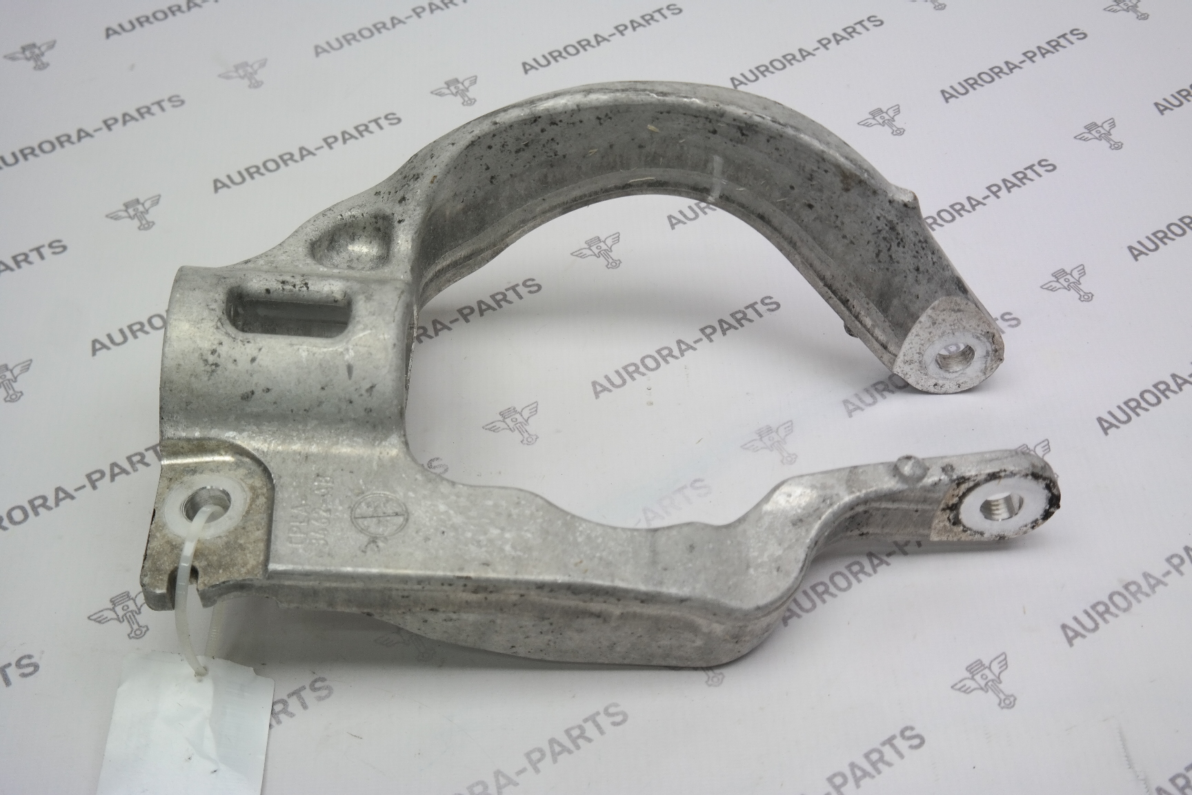 Кронштейн, вилка пневмоамортизатора передней подвески RH Land Rover Range Rover Sport