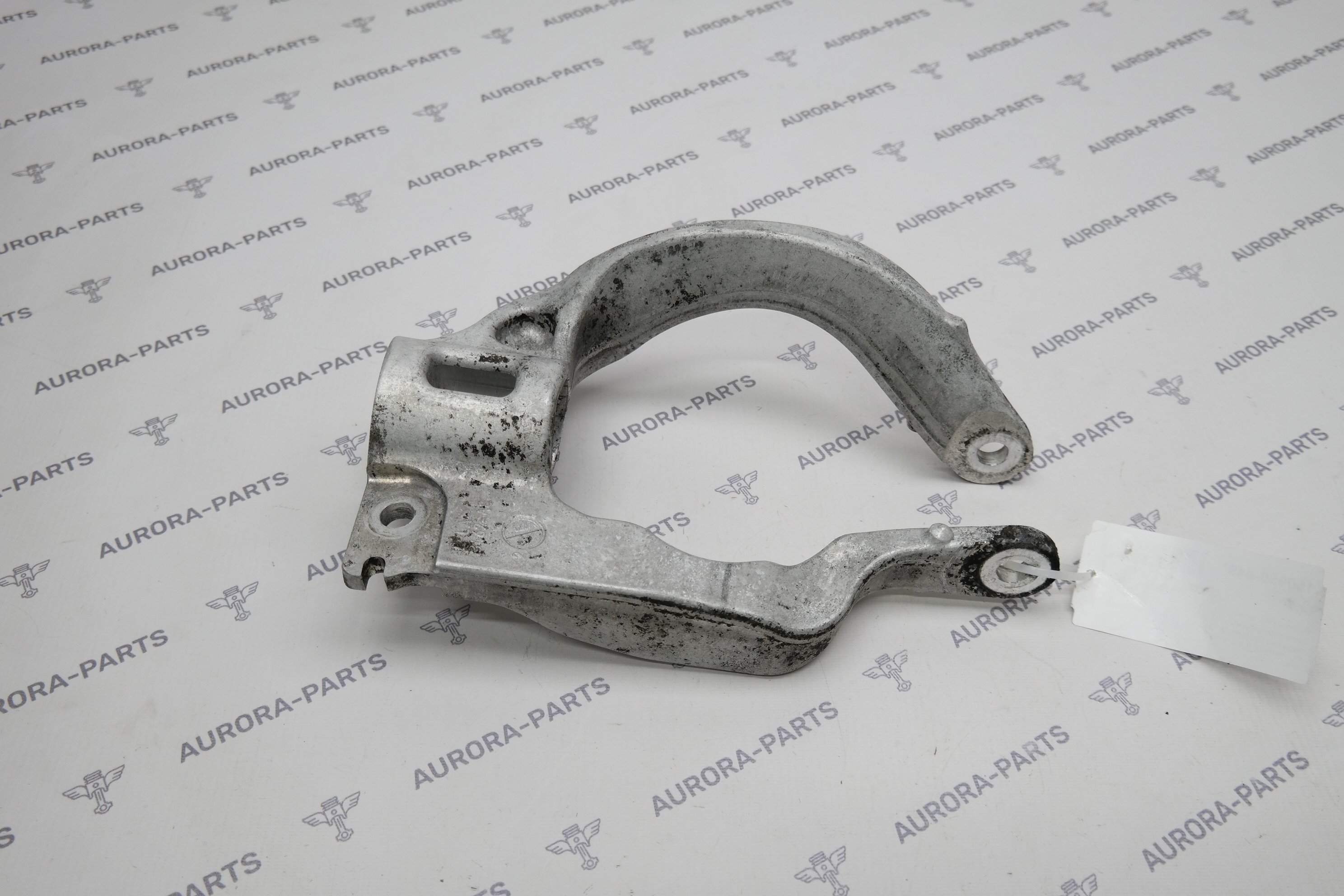 Кронштейн, вилка пневмоамортизатора передней подвески RH Land Rover Range Rover Sport