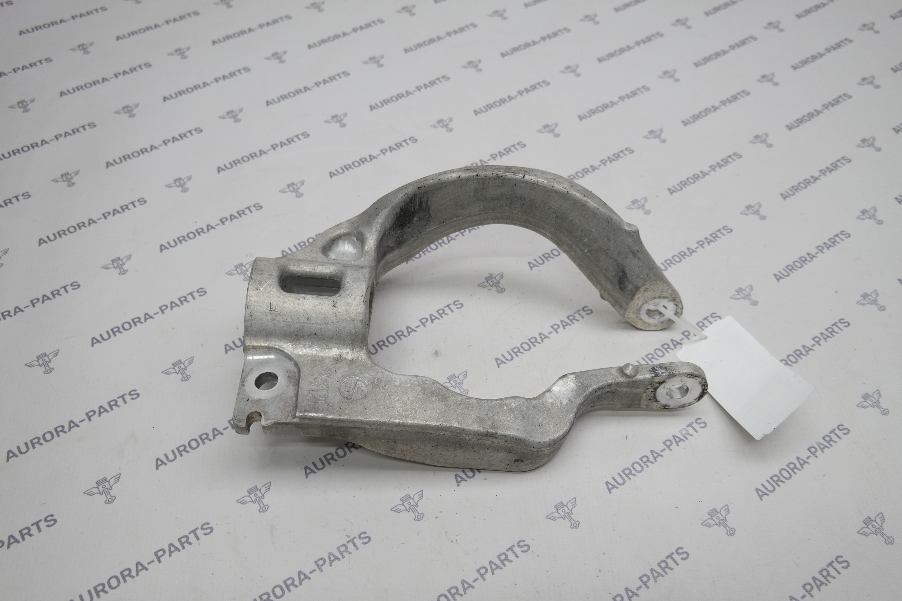 Кронштейн, вилка пневмоамортизатора передней подвески RH Land Rover Range Rover Sport