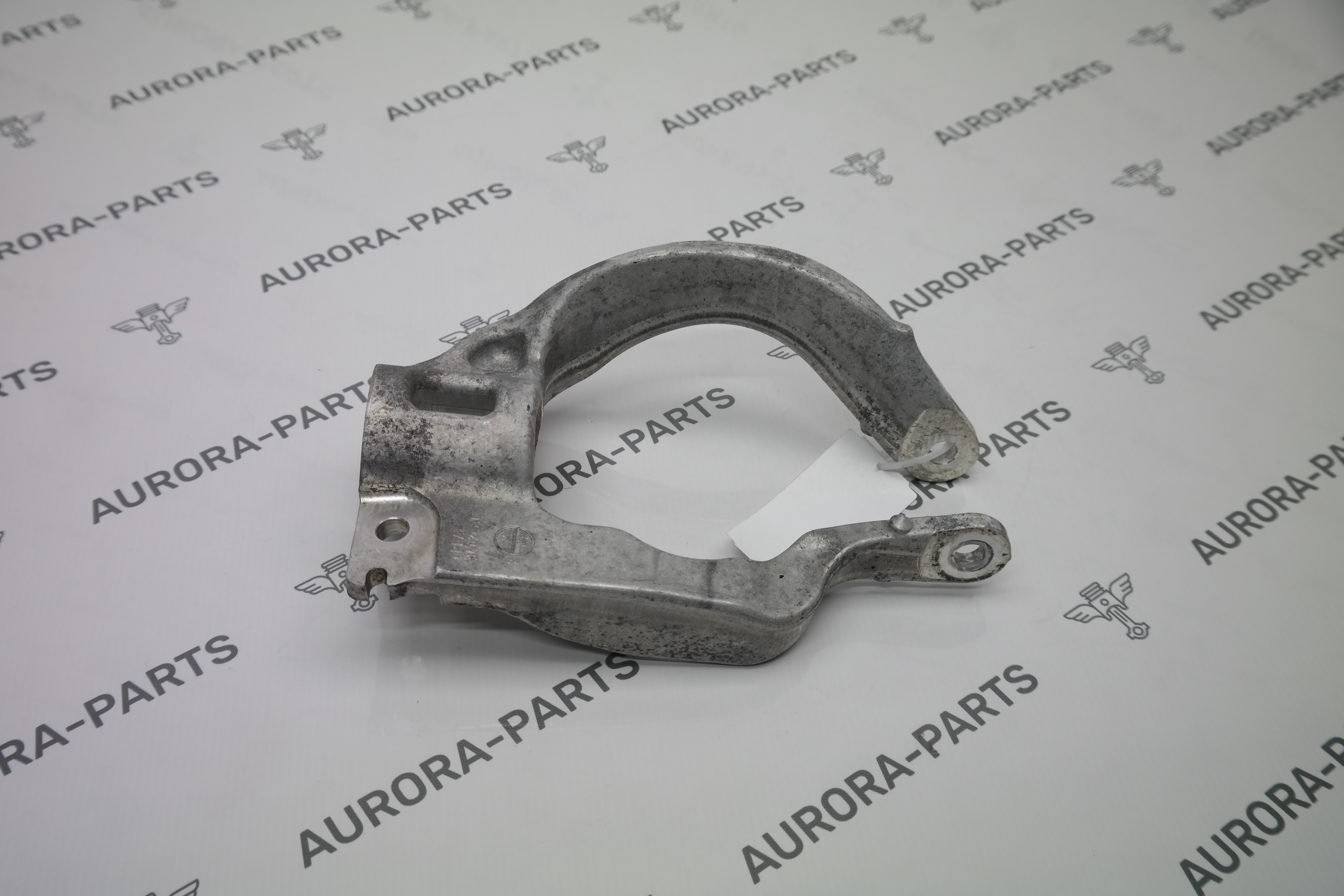 Кронштейн, вилка пневмоамортизатора передней подвески RH Land Rover Range Rover Sport