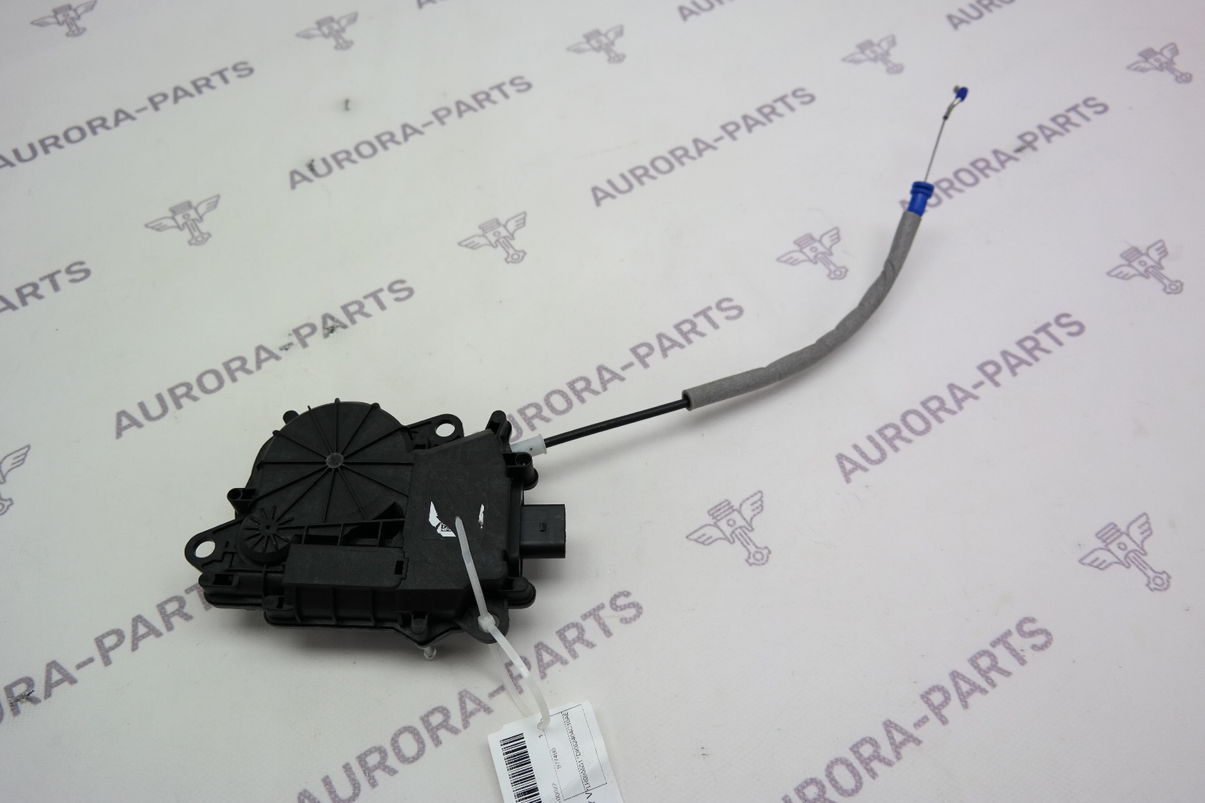 Доводчик замка крышки багажника Land Rover Discovery Sport