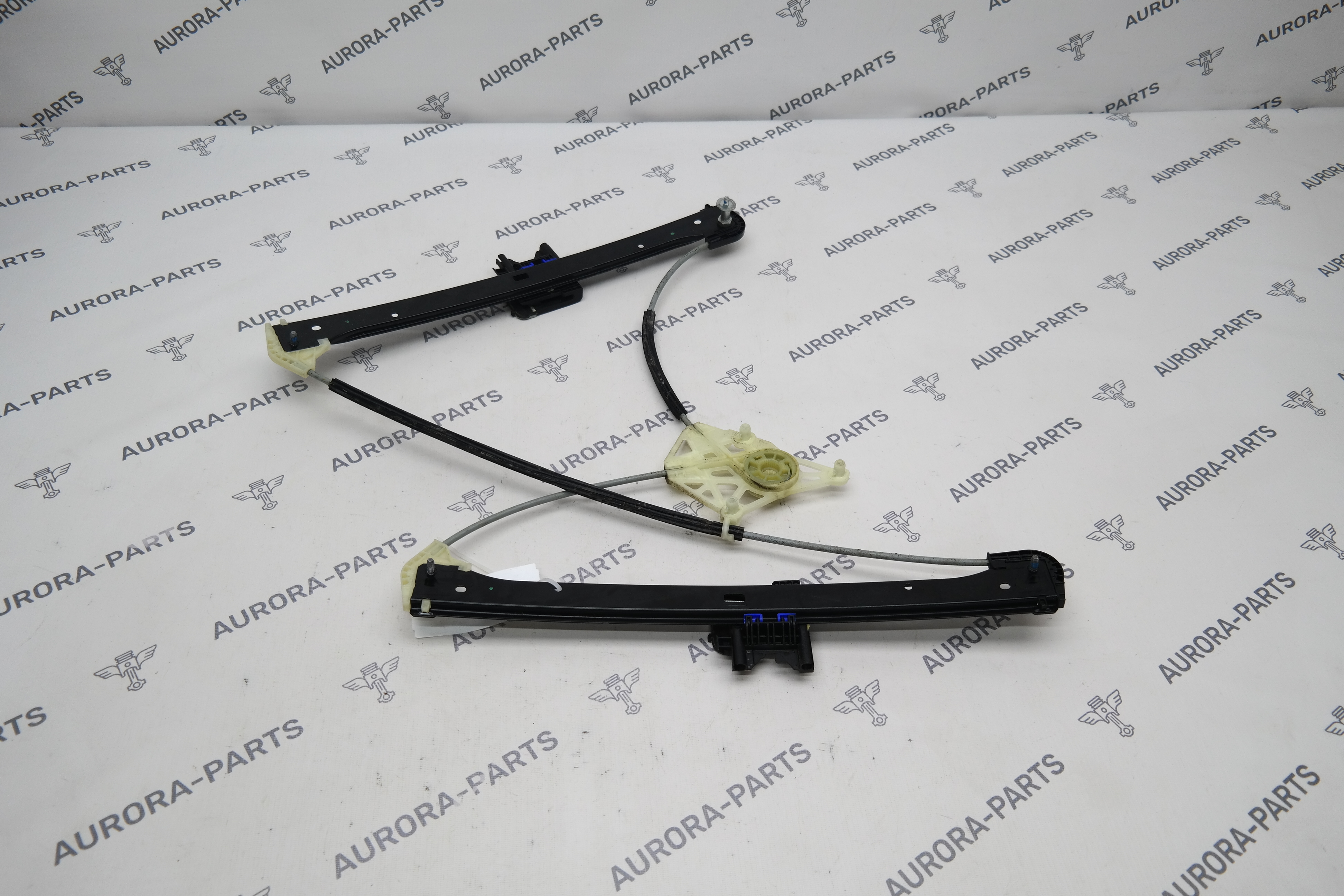 Стеклоподъемник задней двери RH Audi Q7