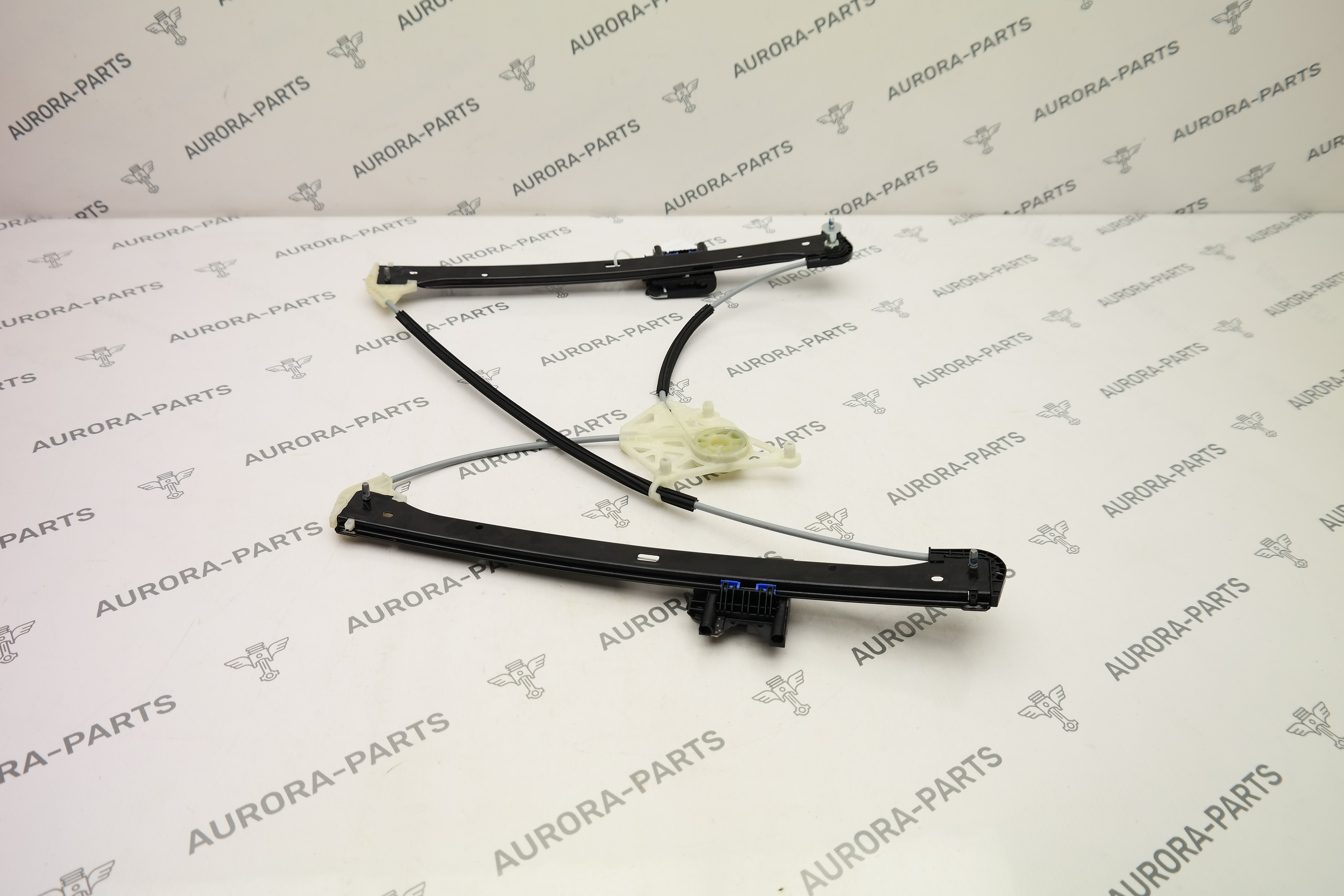 Стеклоподъемник задней двери RH Audi Q7