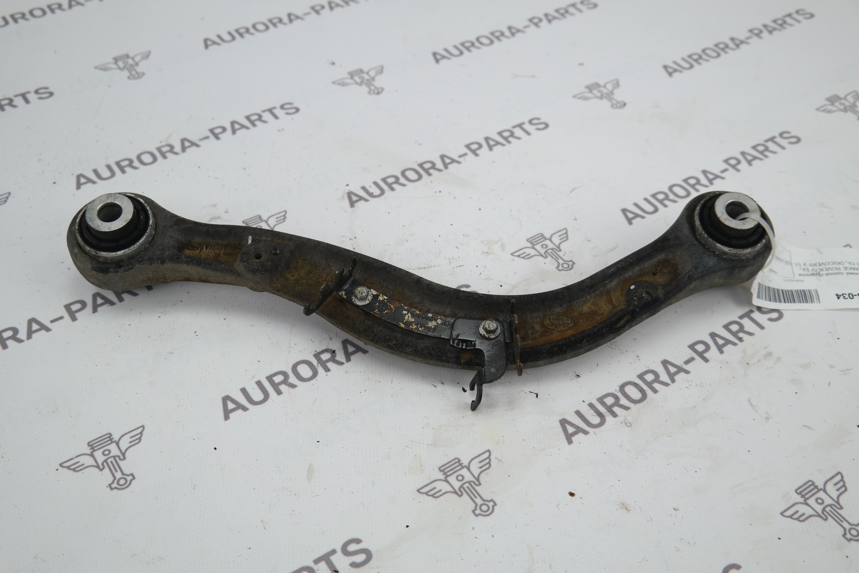 Рычаг верхний задней подвески LH=RH Land Rover Range Rover Sport