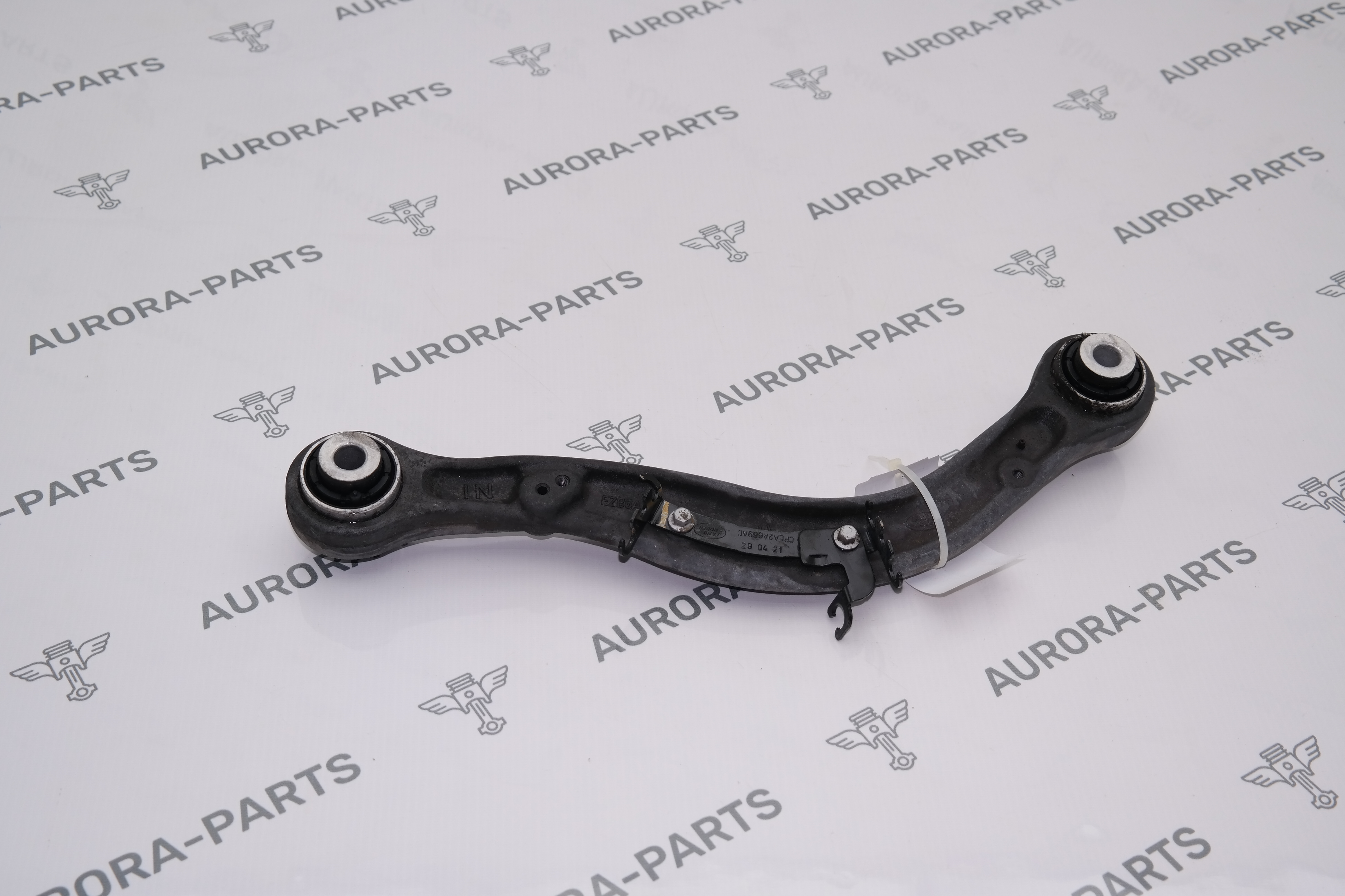 Рычаг верхний задней подвески LH=RH Land Rover Range Rover Sport