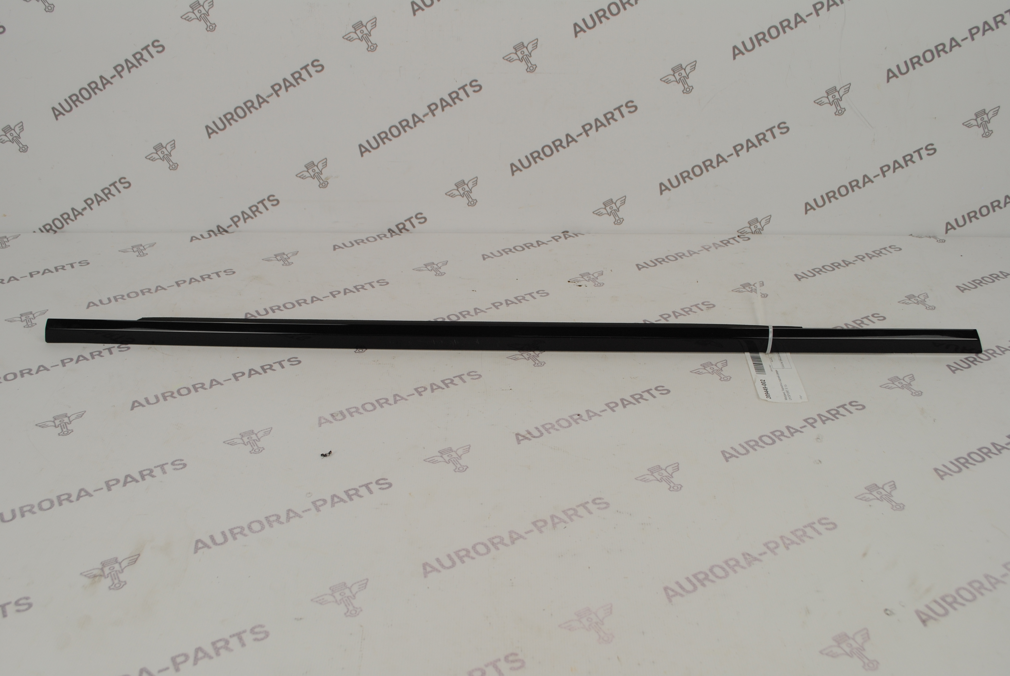 Молдинг, бархотка задней двери LH Land Rover Range Rover Sport