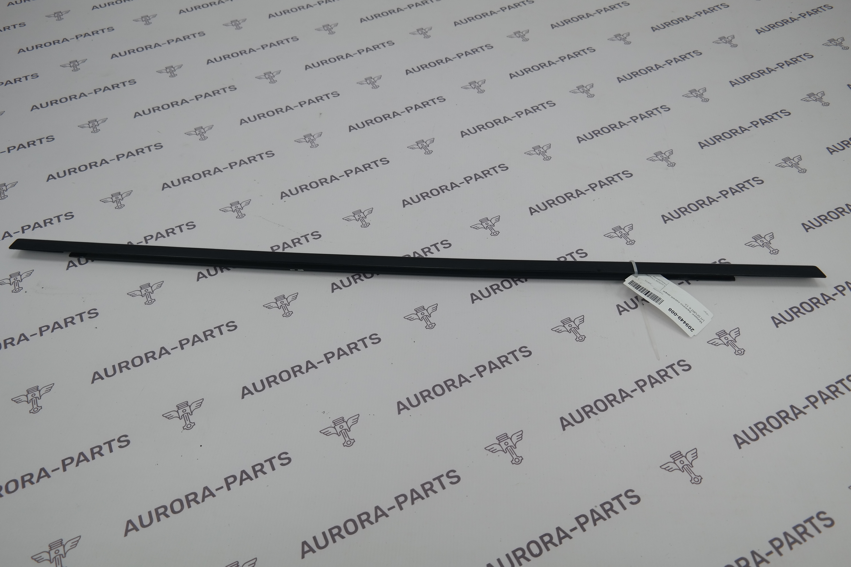 Молдинг, бархотка задней двери LH Land Rover Range Rover Sport