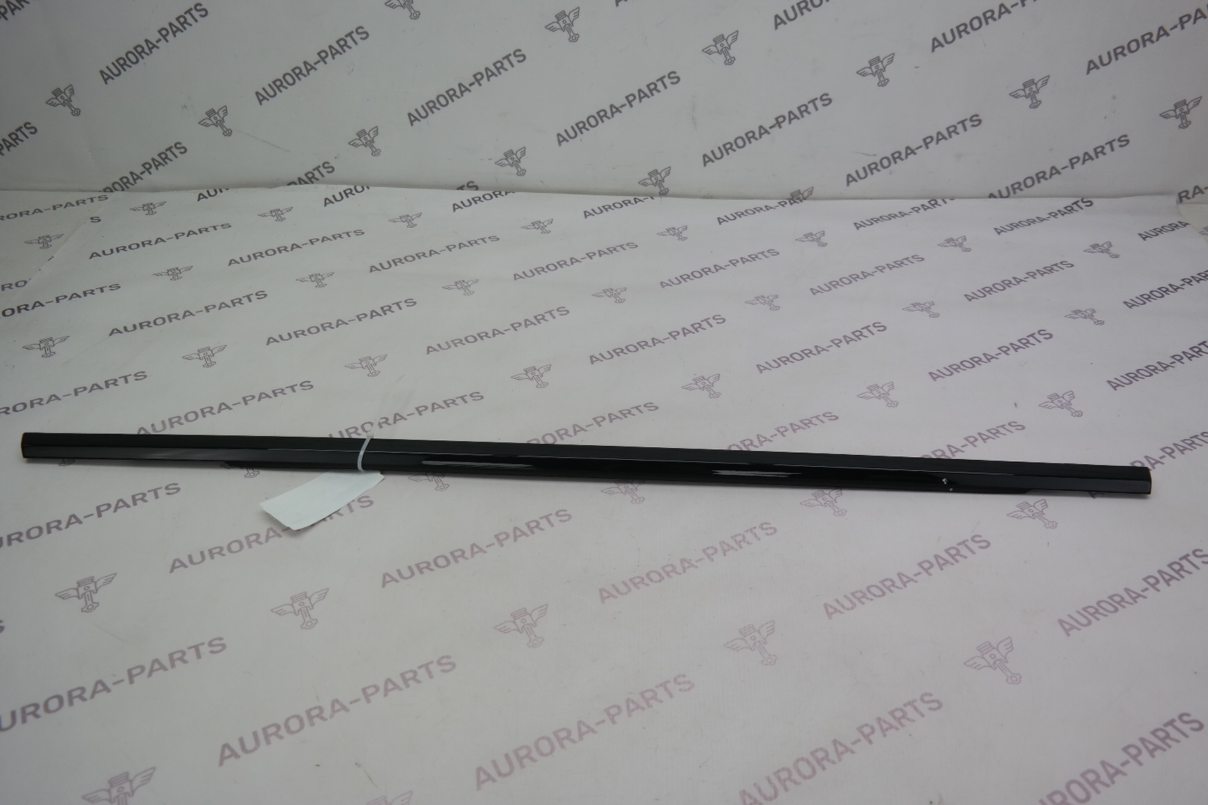 Молдинг, бархотка задней двери LH Land Rover Range Rover Sport