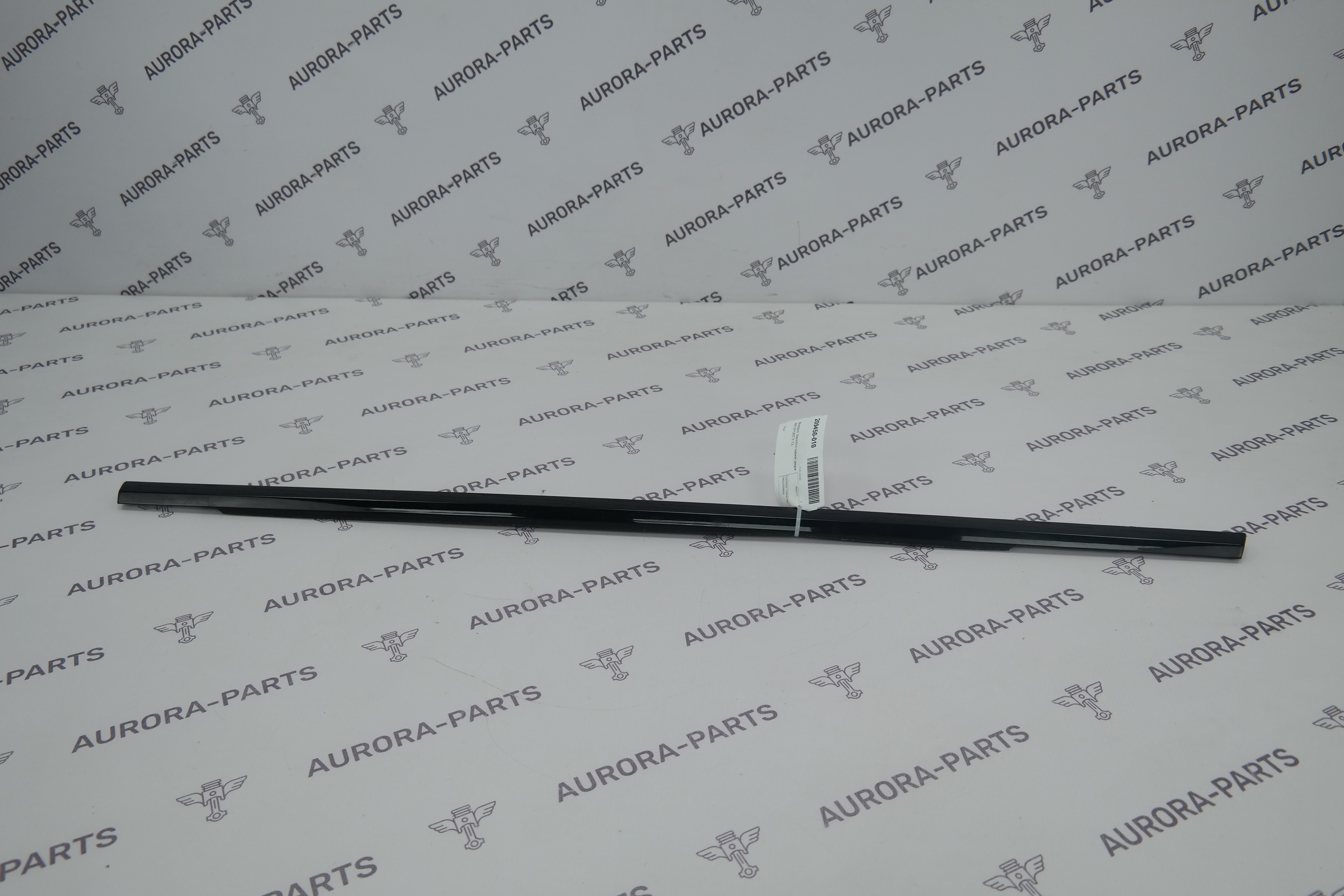 Молдинг, бархотка задней двери RH Land Rover Range Rover Sport