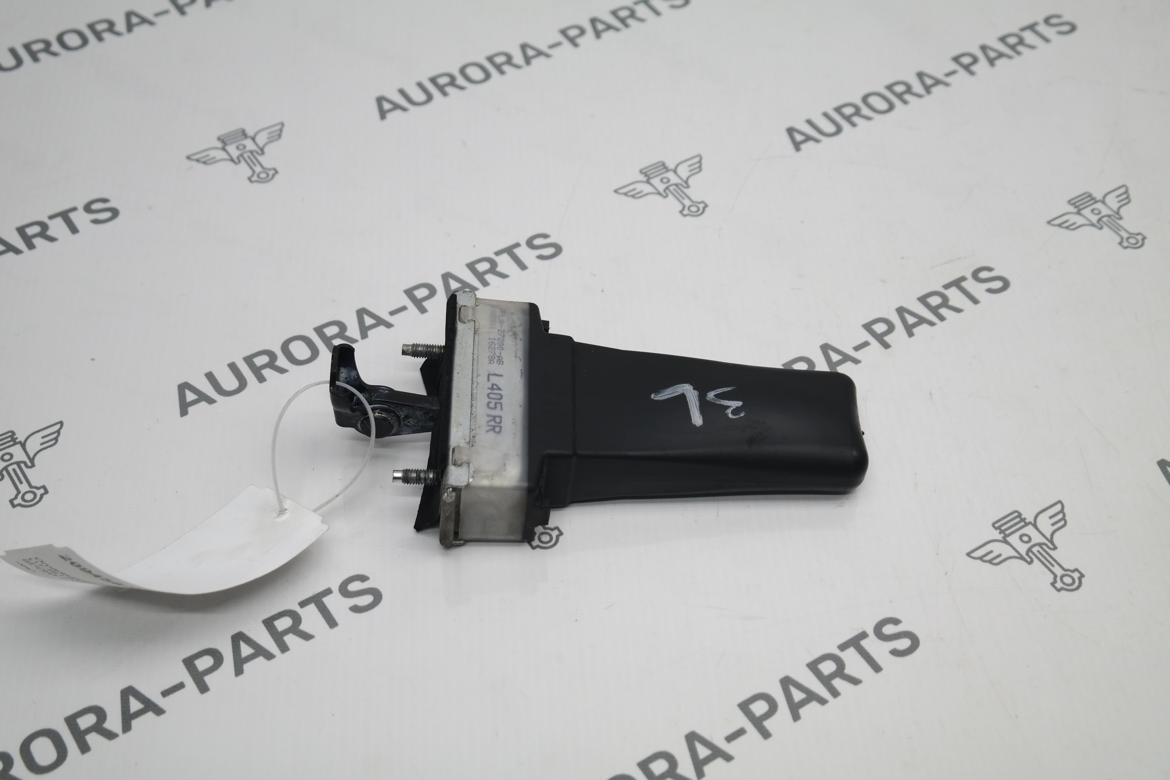 Ограничитель задней двери LH=RH Land Rover Range Rover 30DDTX