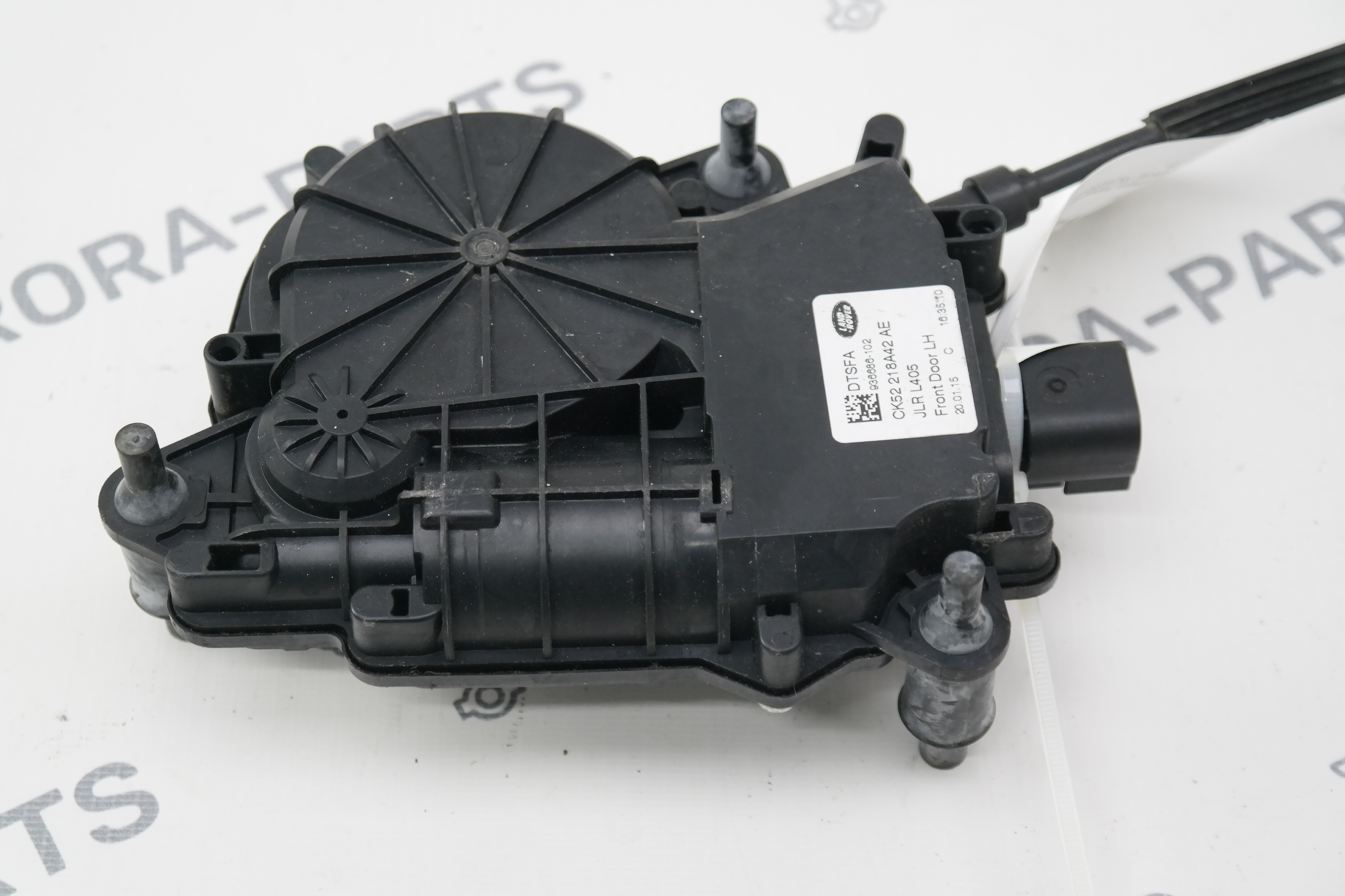 Доводчик замка передней двери LH=RH Land Rover Range Rover 30DDTX