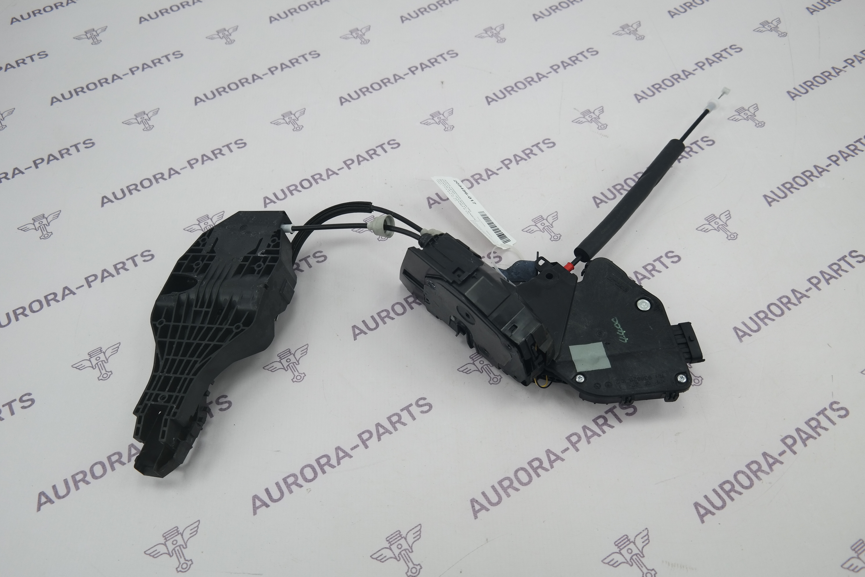 Замок передней двери RH Land Rover Range Rover 30DDTX