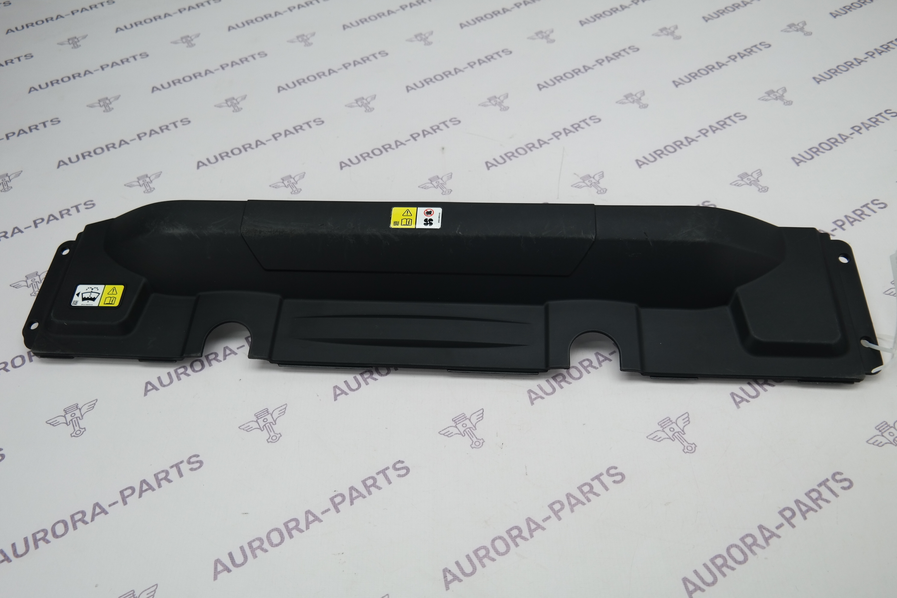 Молдинг передней панели центральный Land Rover Range Rover Sport