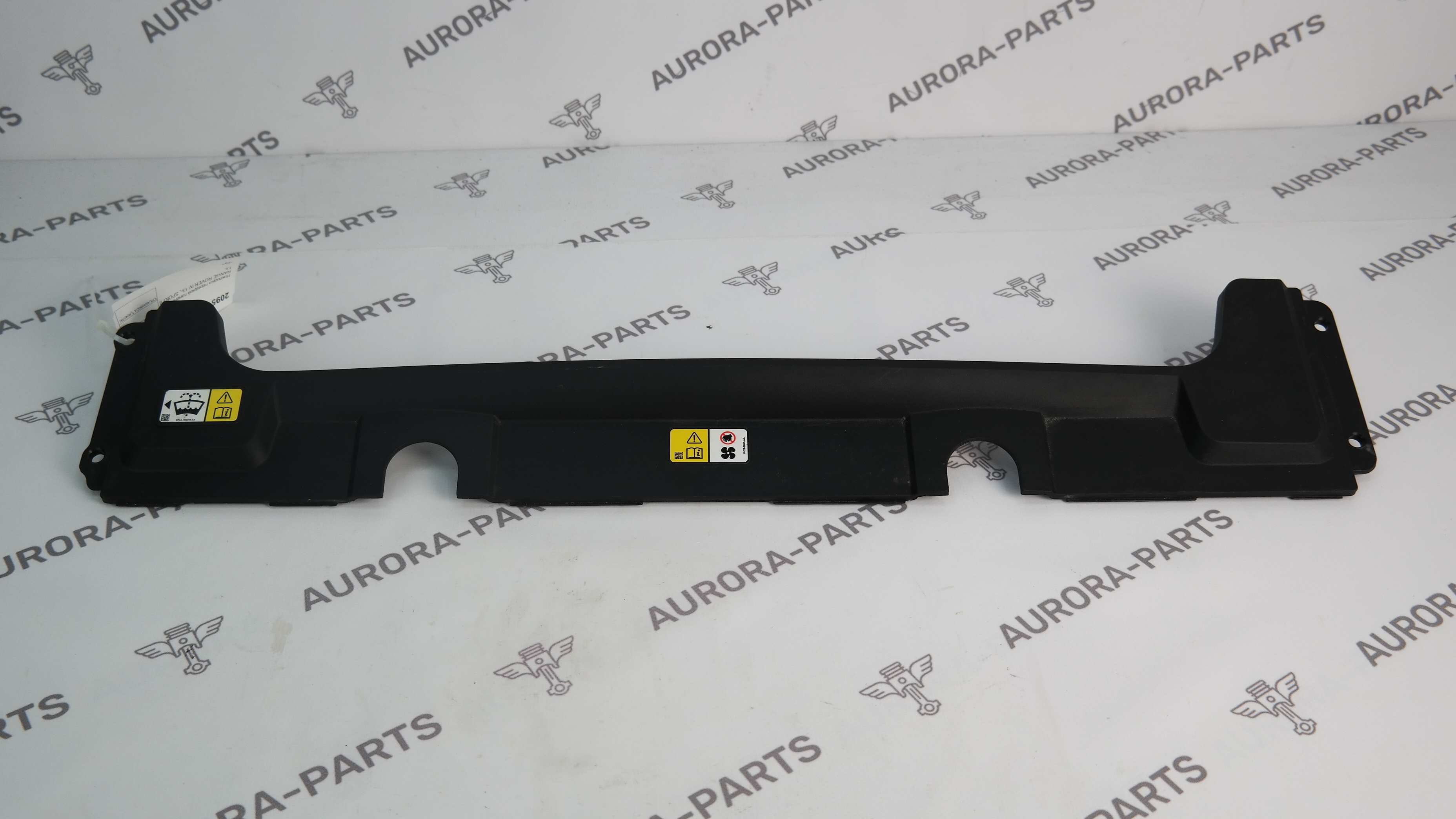 Молдинг передней панели LH Land Rover Range Rover Sport