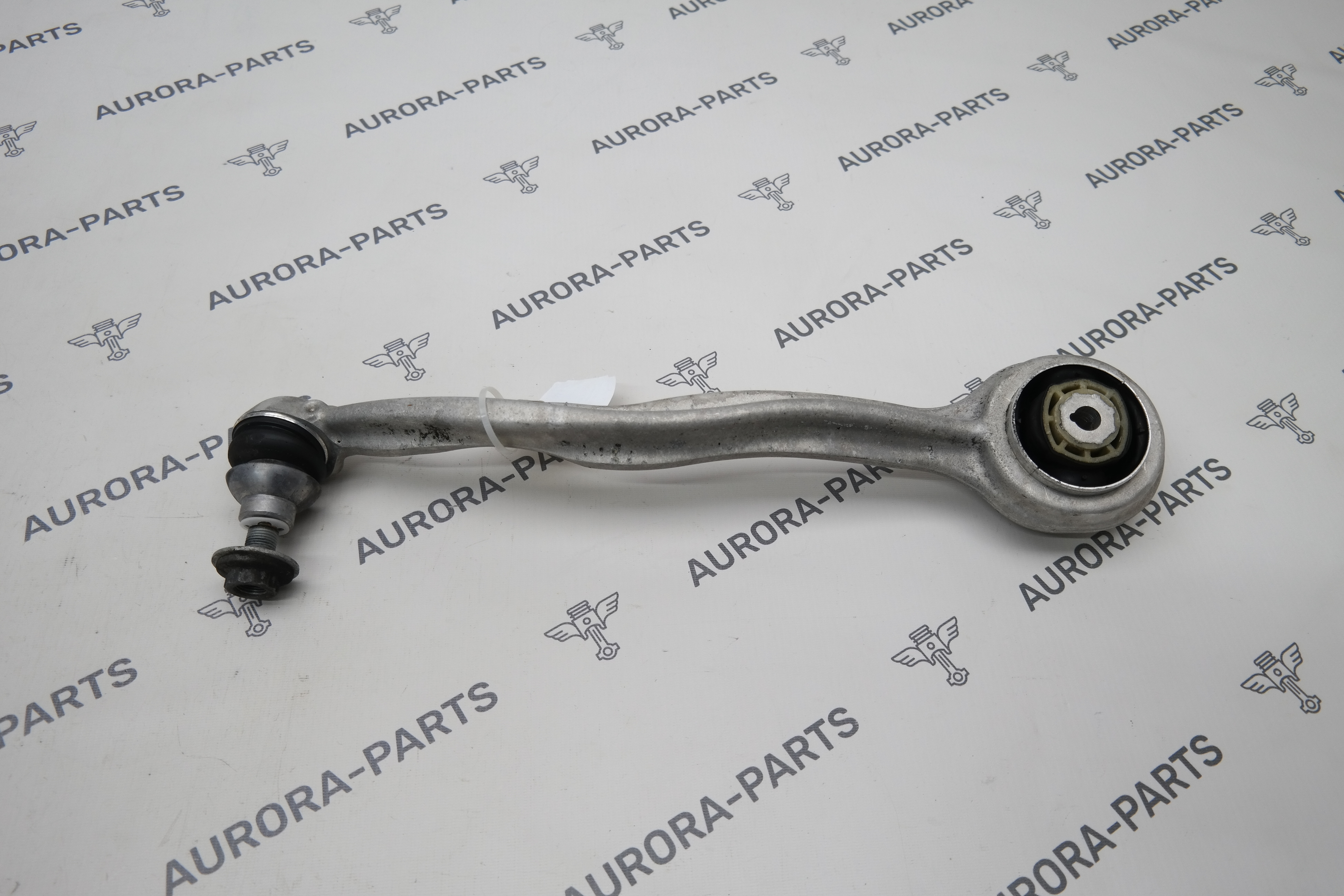 Рычаг продольный нижний передней подвески RH Mercedes S-Klasse