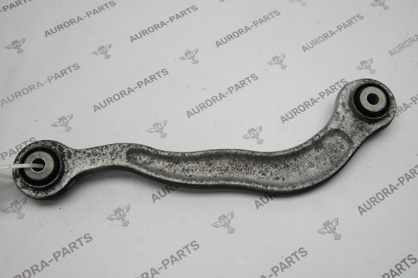 Рычаг задней подвески верхний, поперечный LH Mercedes S-Klasse