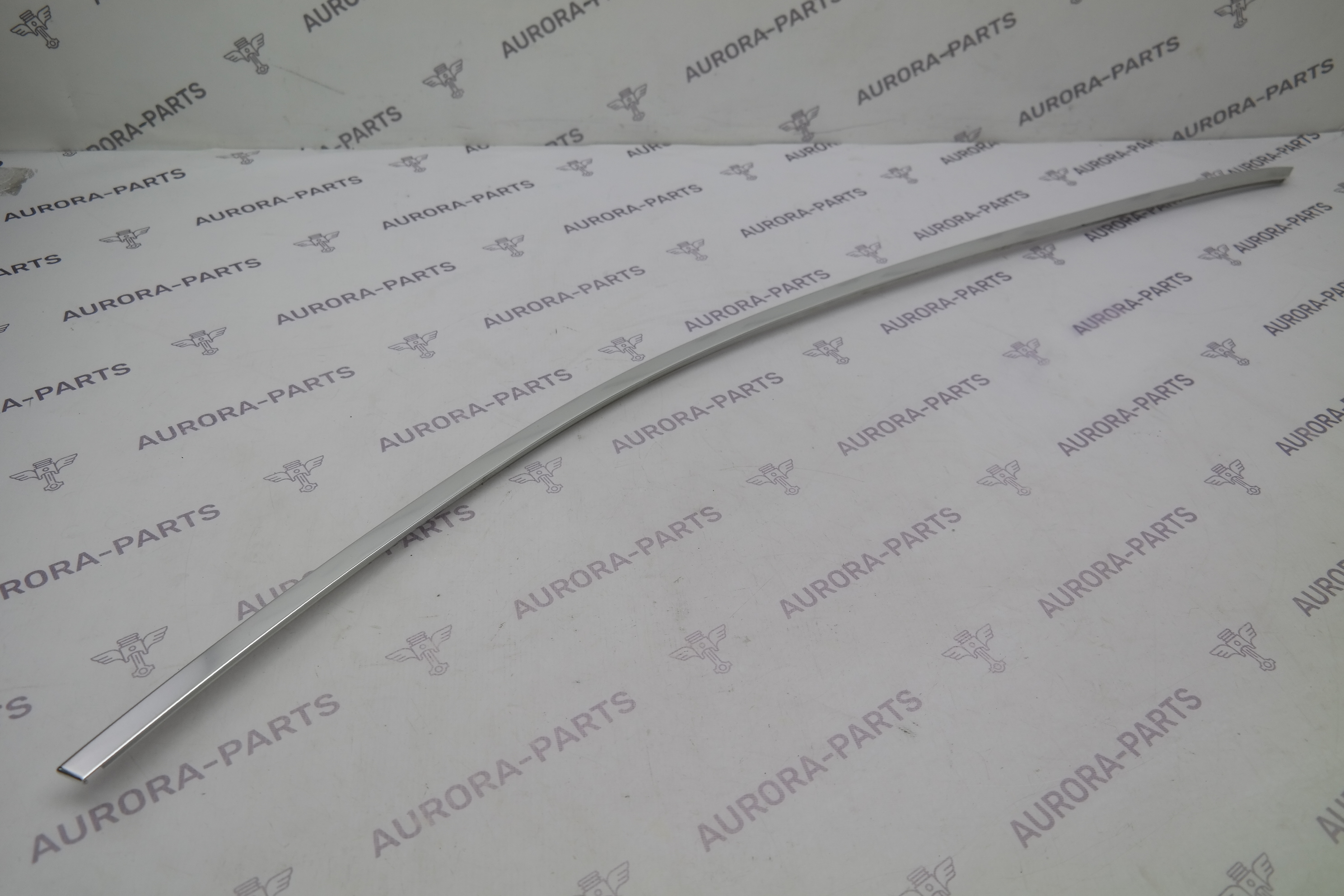 Молдинг верхний передней двери (хром) RH Mercedes S-Klasse