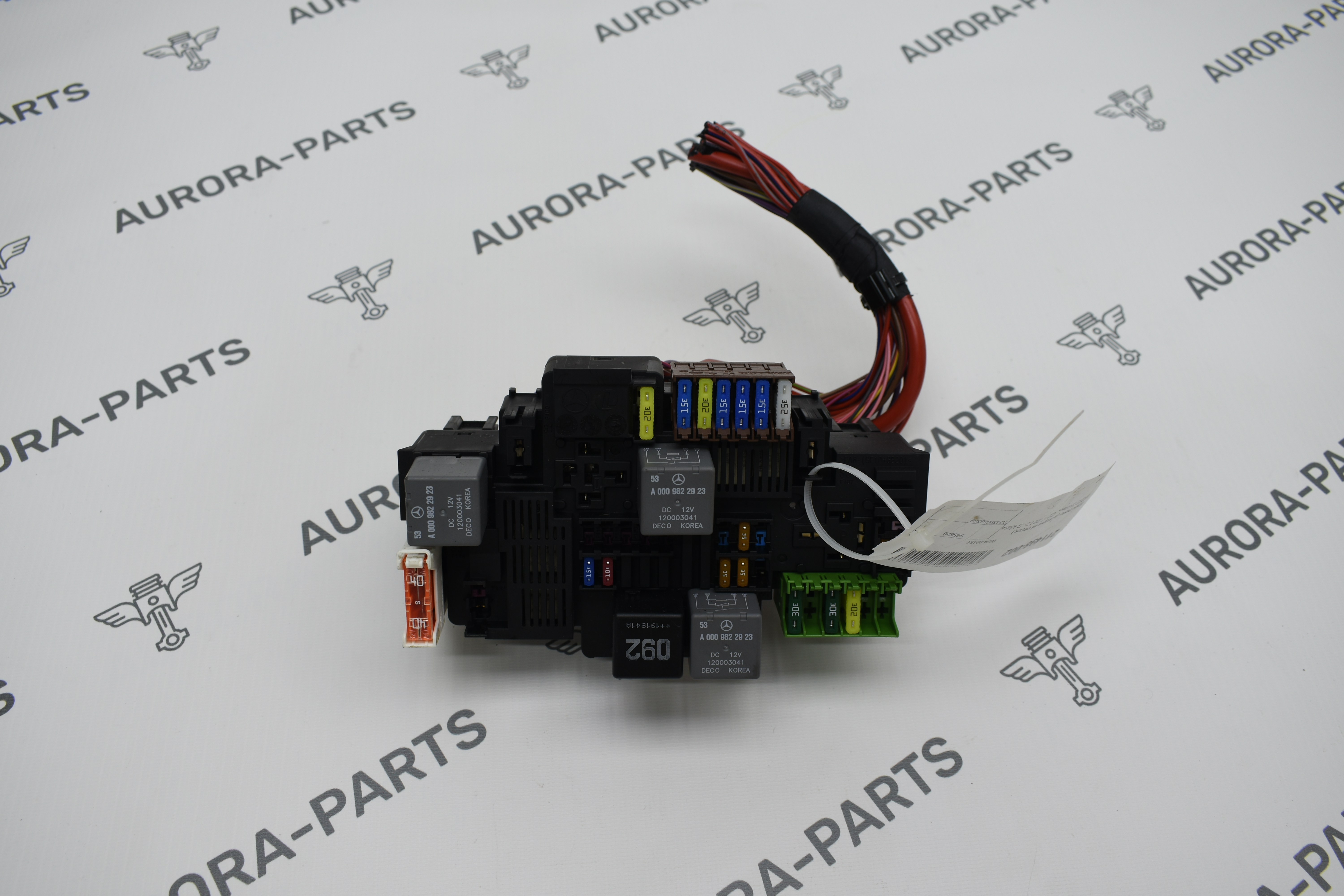 Блок реле (моторный отсек) Mercedes S-Klasse