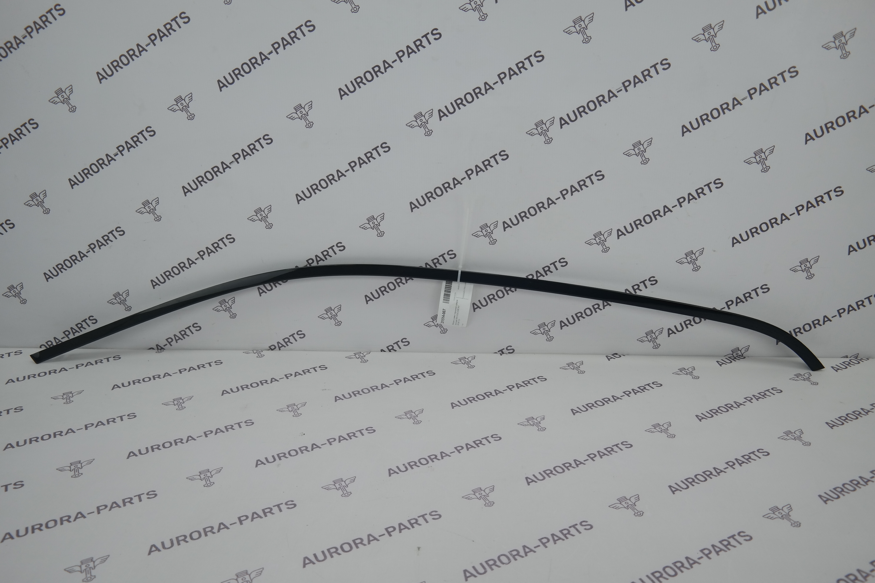 Молдинг рамки передней двери (верхний) RH Land Rover Discovery Sport