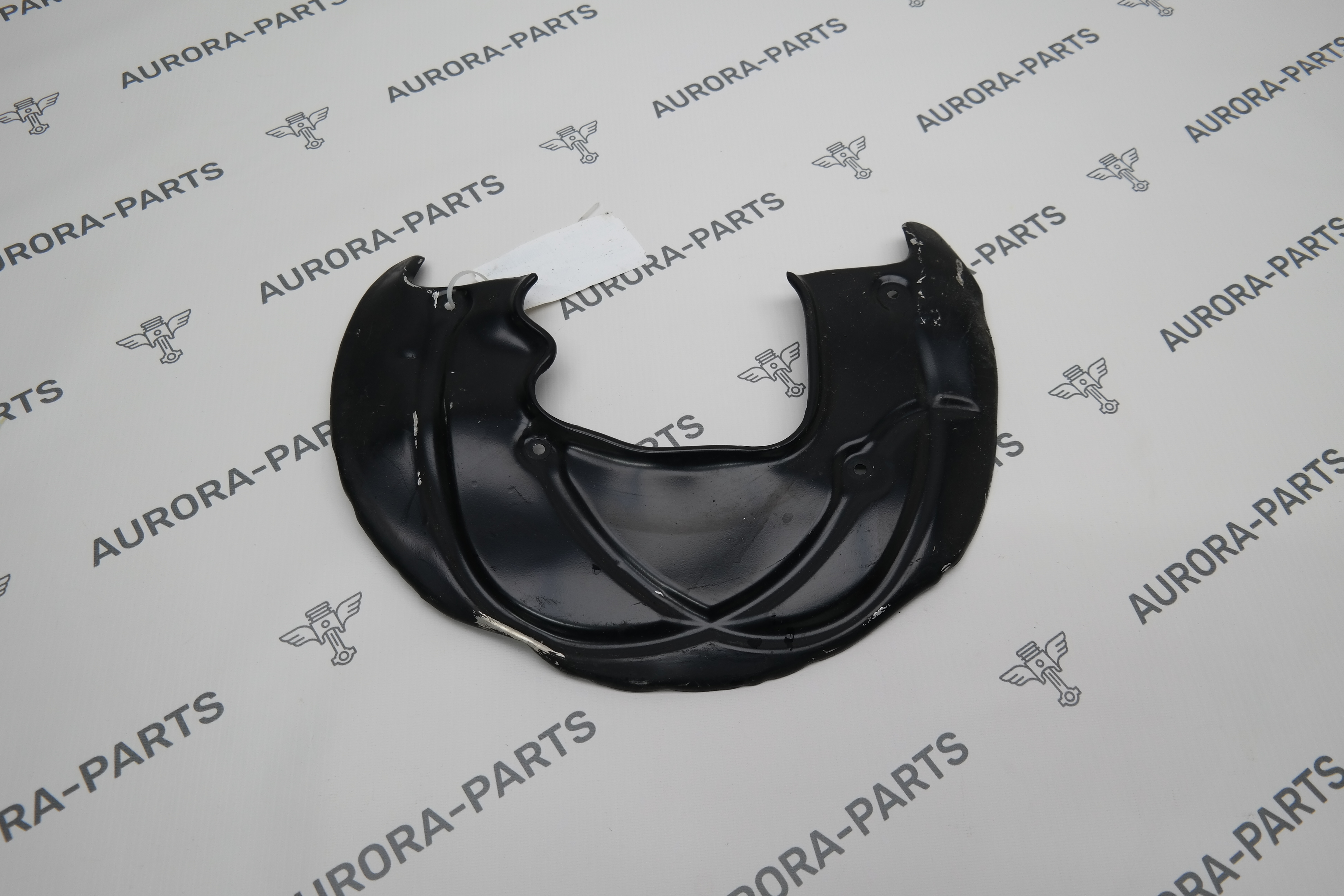 Пыльник тормозного диска грязезащитный щиток передний LH Audi Q7