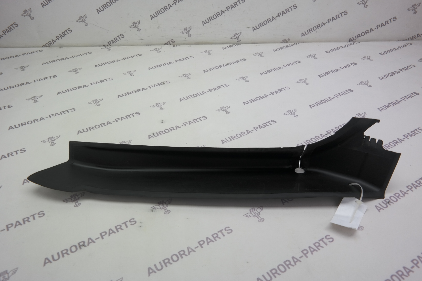 Водосток проема крышки багажника RH Land Rover Range Rover Sport