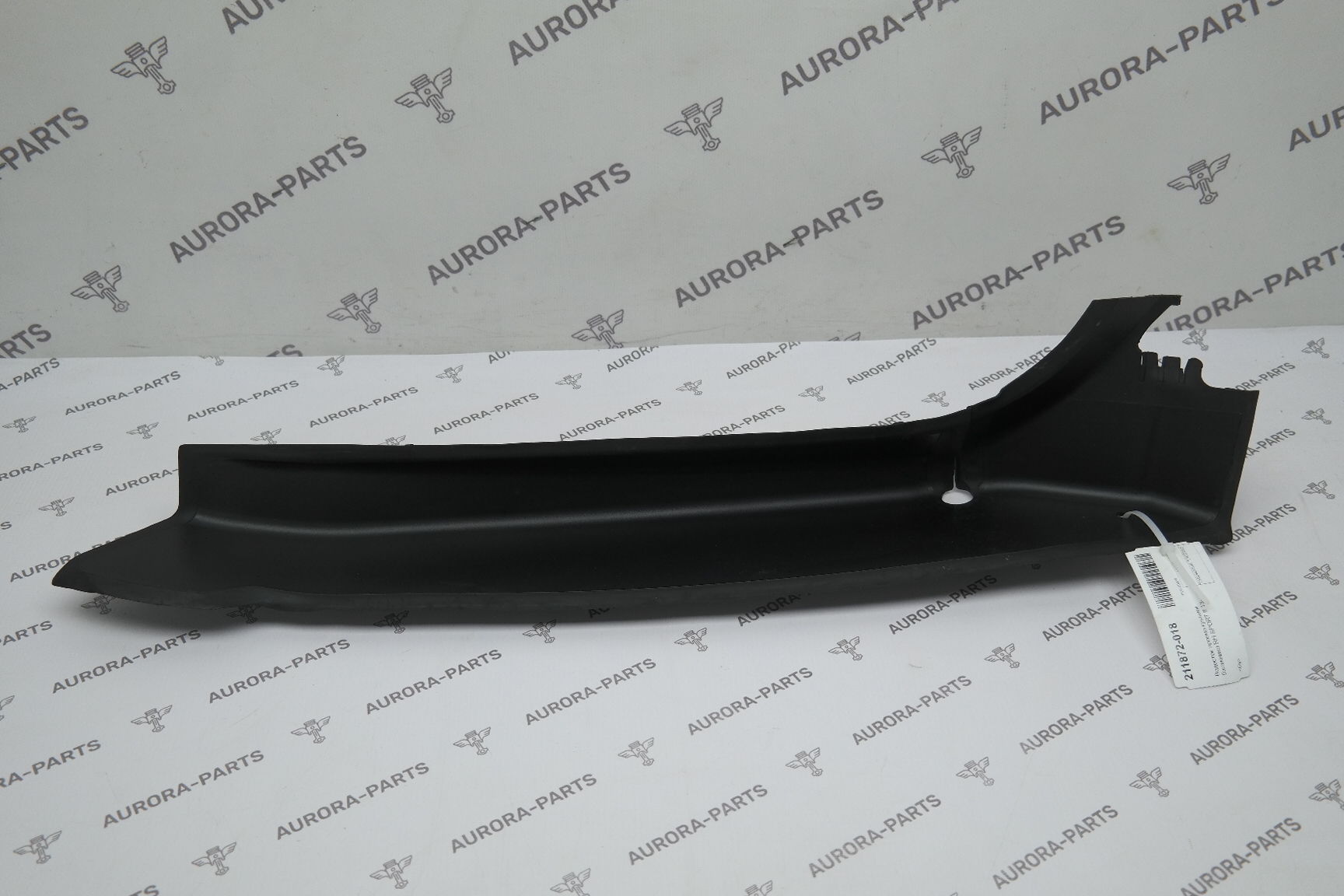 Водосток проема крышки багажника RH Land Rover Range Rover Sport