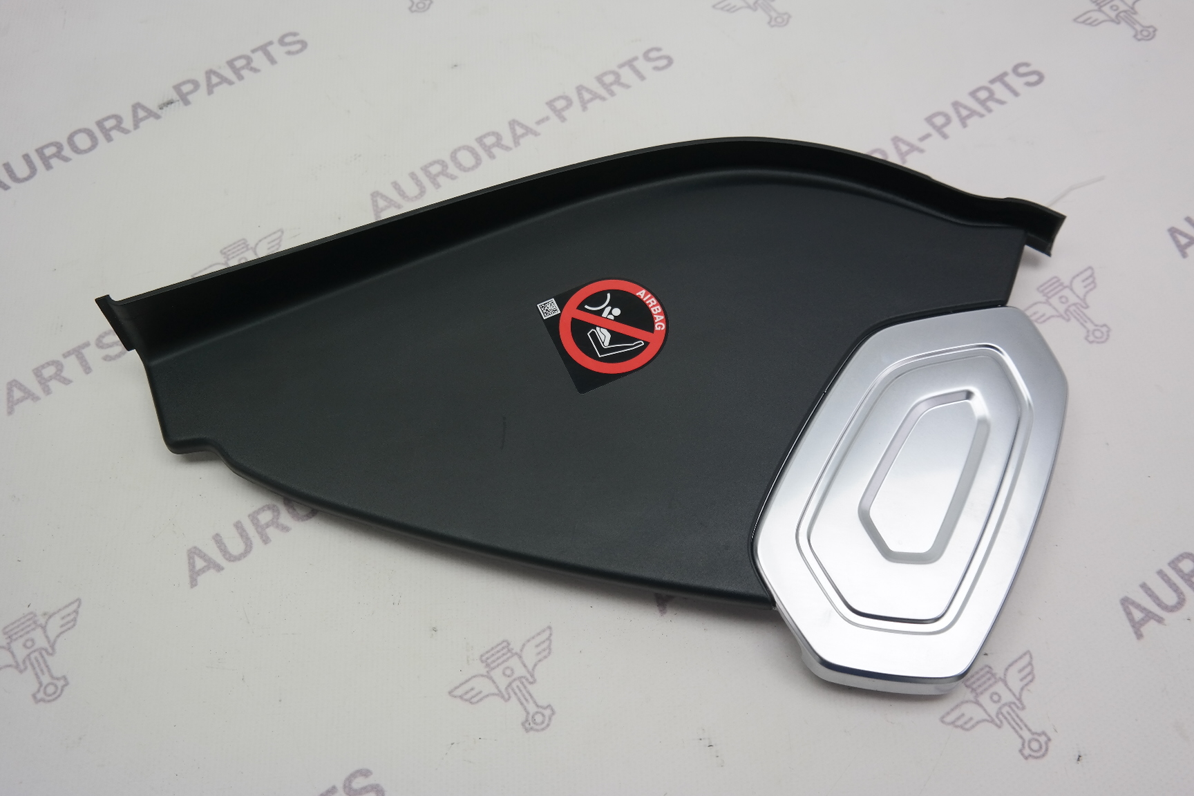 Накладка торпеды LH Land Rover Range Rover Sport