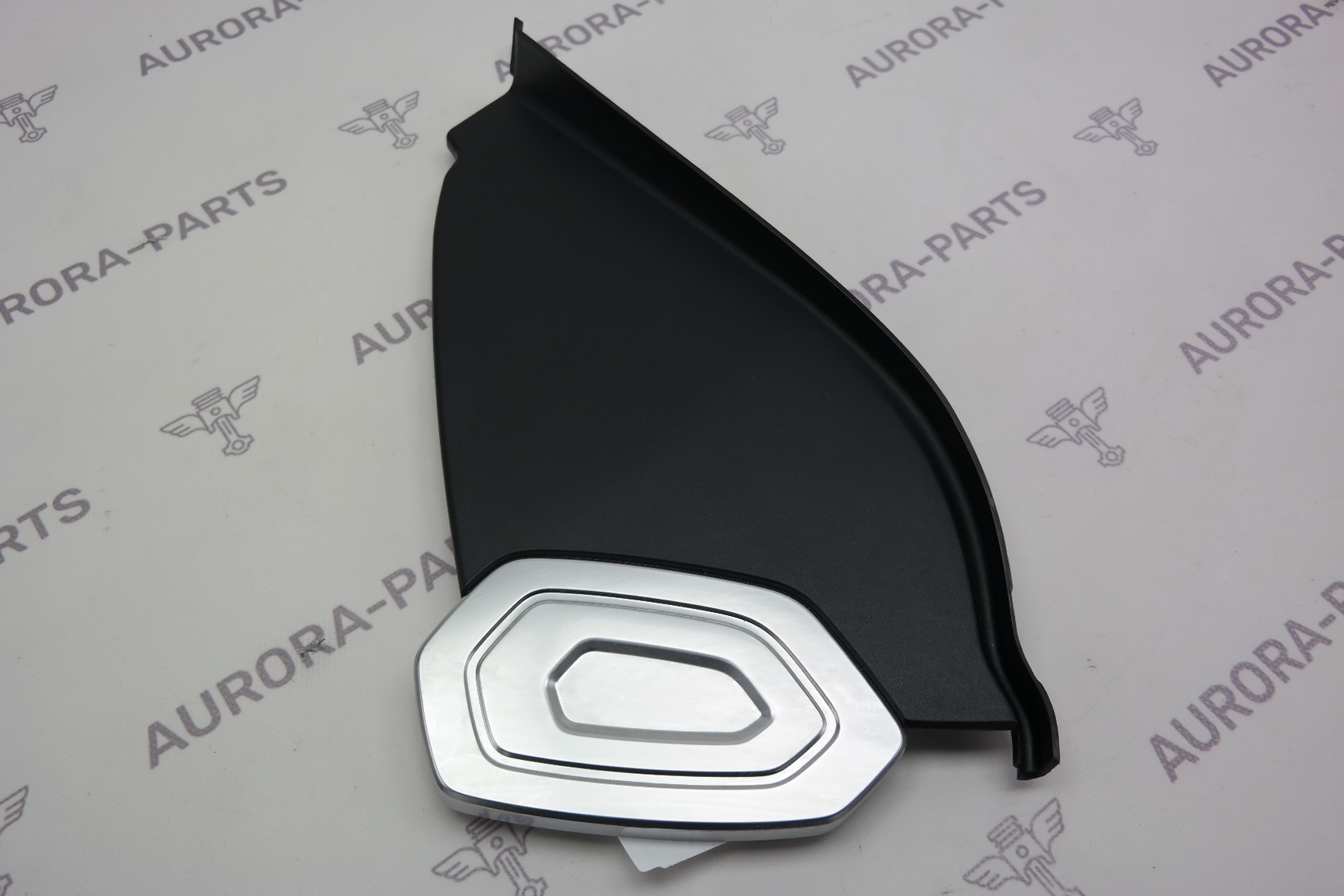 Накладка торпеды LH Land Rover Range Rover Sport