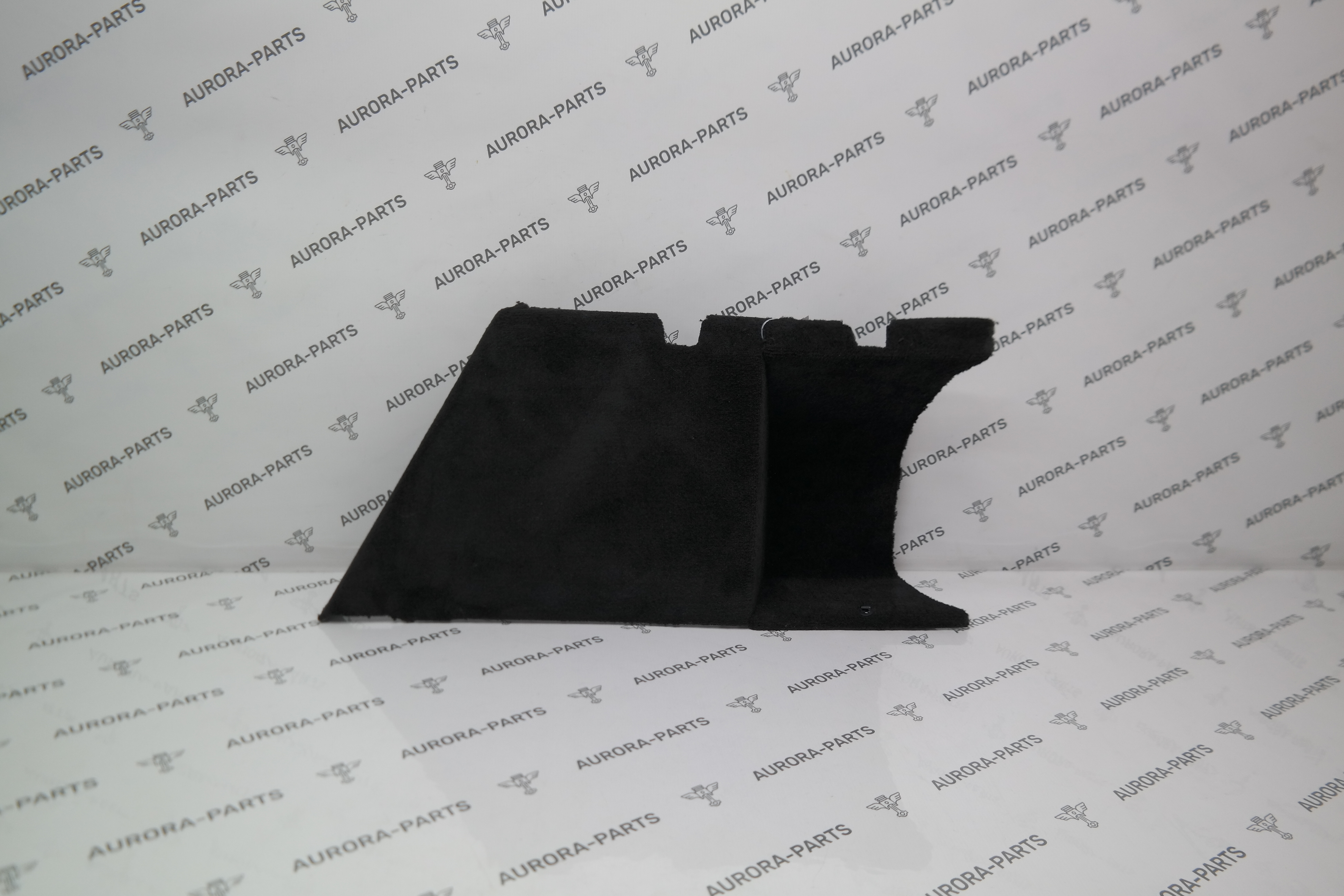 Обшивка багажника RH Land Rover Range Rover Sport