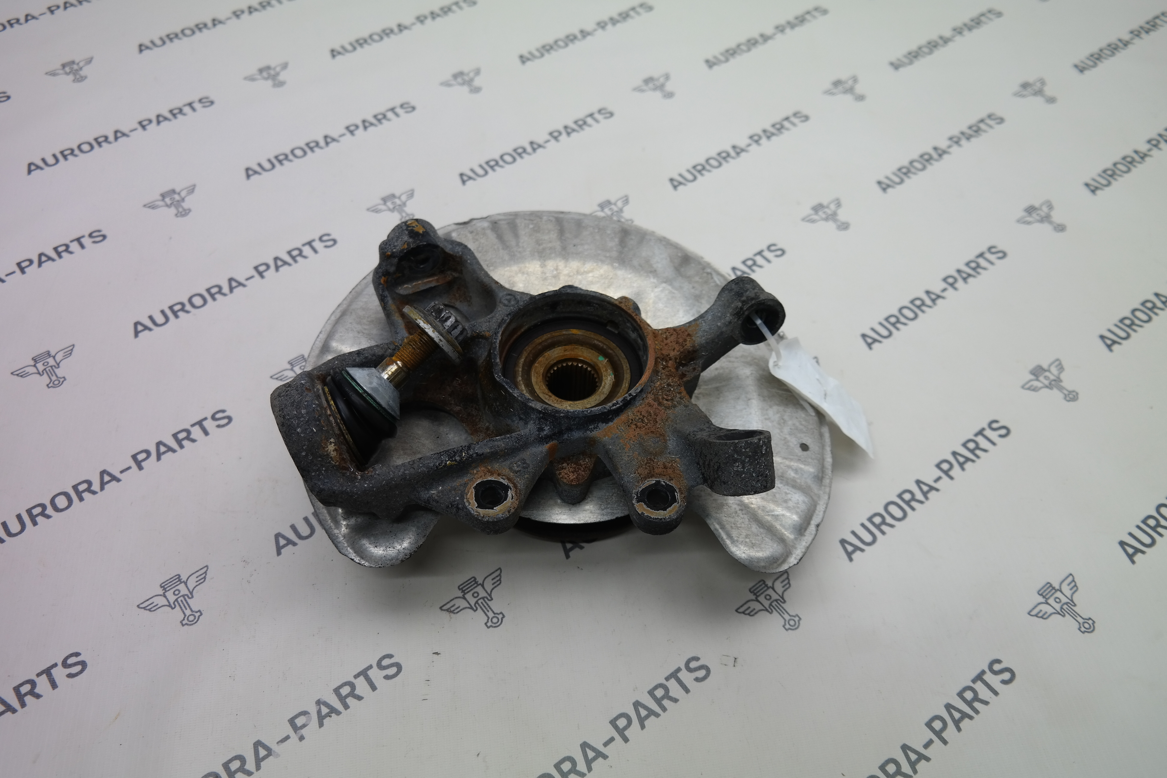 Кулак поворотный задний LH Mercedes GLE-Coupe