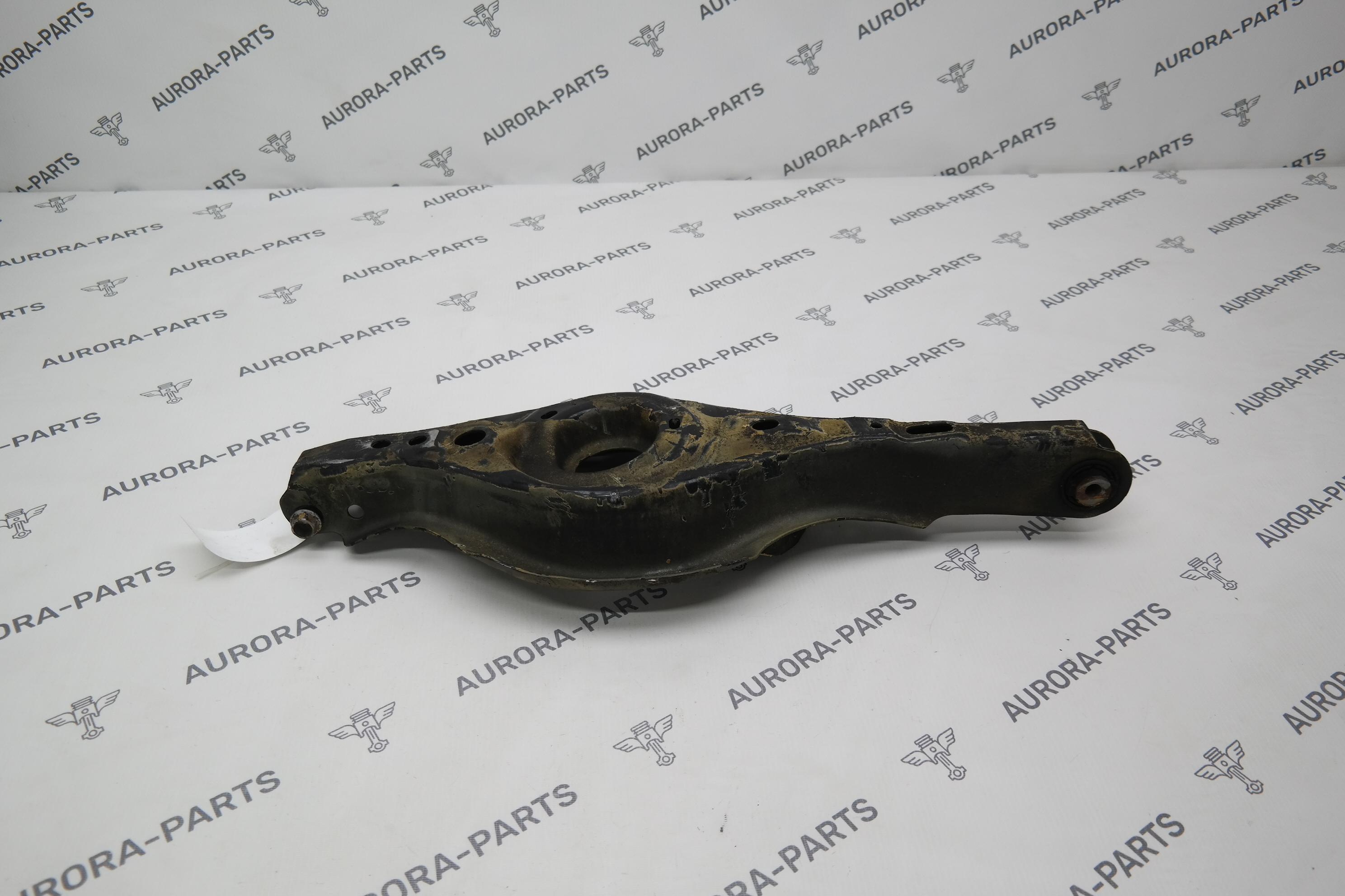 Рычаг задней подвески нижний RH Mazda CX-5