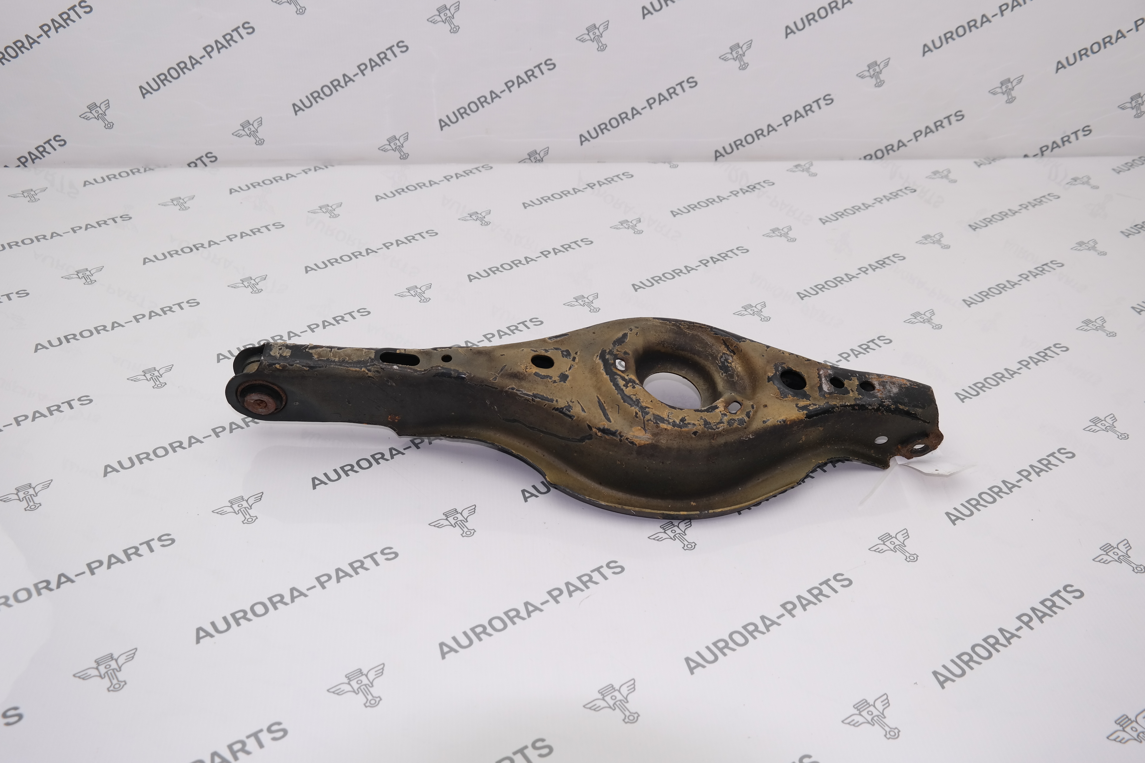 Рычаг задней подвески нижний RH Mazda CX-5